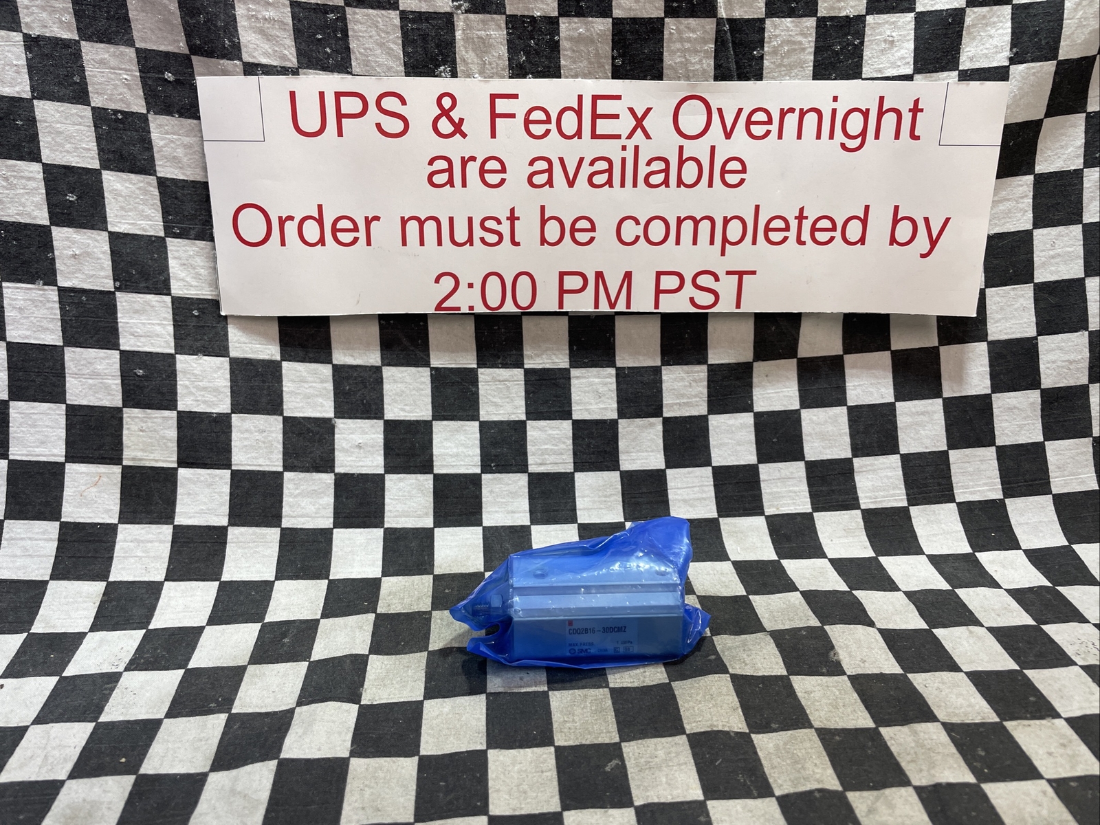SMC CQ2-Z COMPACT CYLINDER, CDQ2B16-30DCMZ, CDQ2B1630DCMZ, SHIPSAMEDAY#109V22
