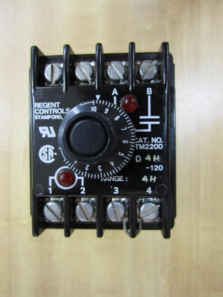 Regent TM2200 D4H -120 All-Solid-State Delay Timer