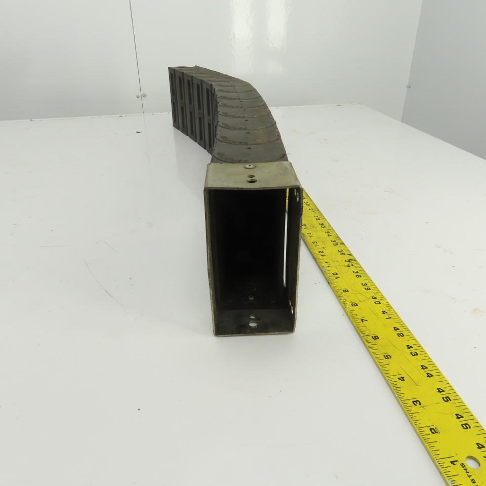 Nylatube 35-1/2″ OAL Enclosed Cable Carrier Energy Chain 5-1/8″ x 2-1/4″ ID