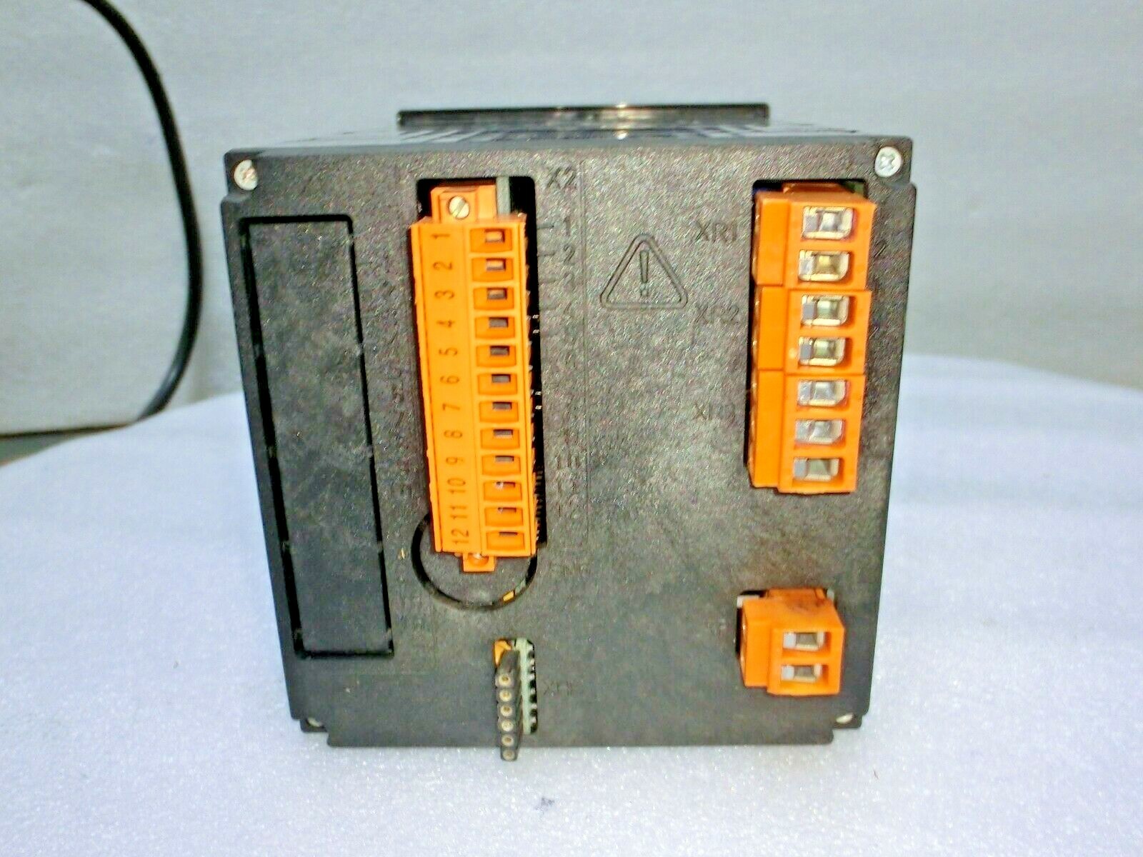 ProMinent Fluid Cntr D1CAD0L0000G000E Conductivity Dulcometer,230Vac,Used_,7549