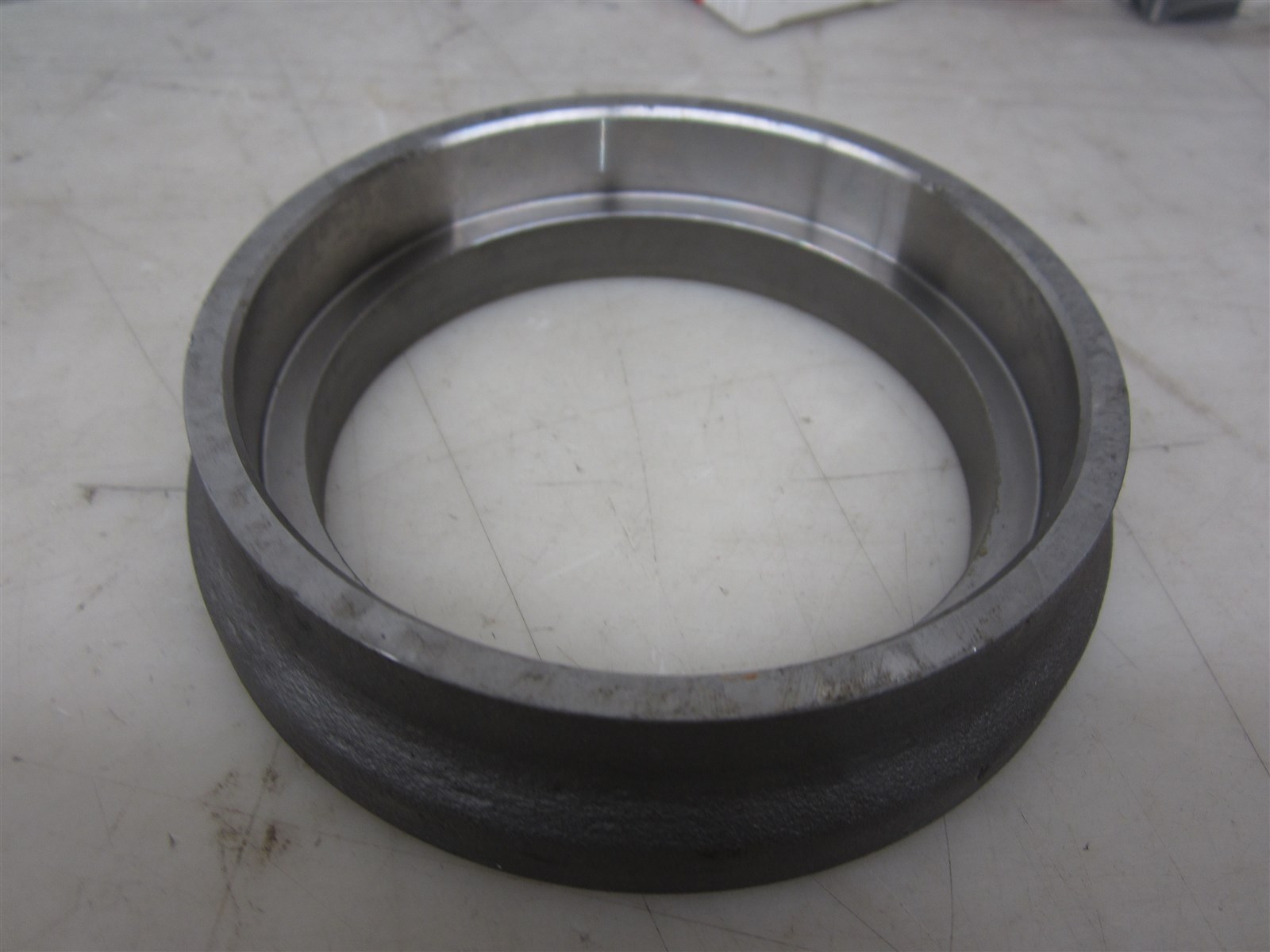 4379450 RING/TRUST AGCO TRACTOR 6250VG/3.30 6260FL/3.50 6275FL/3.90