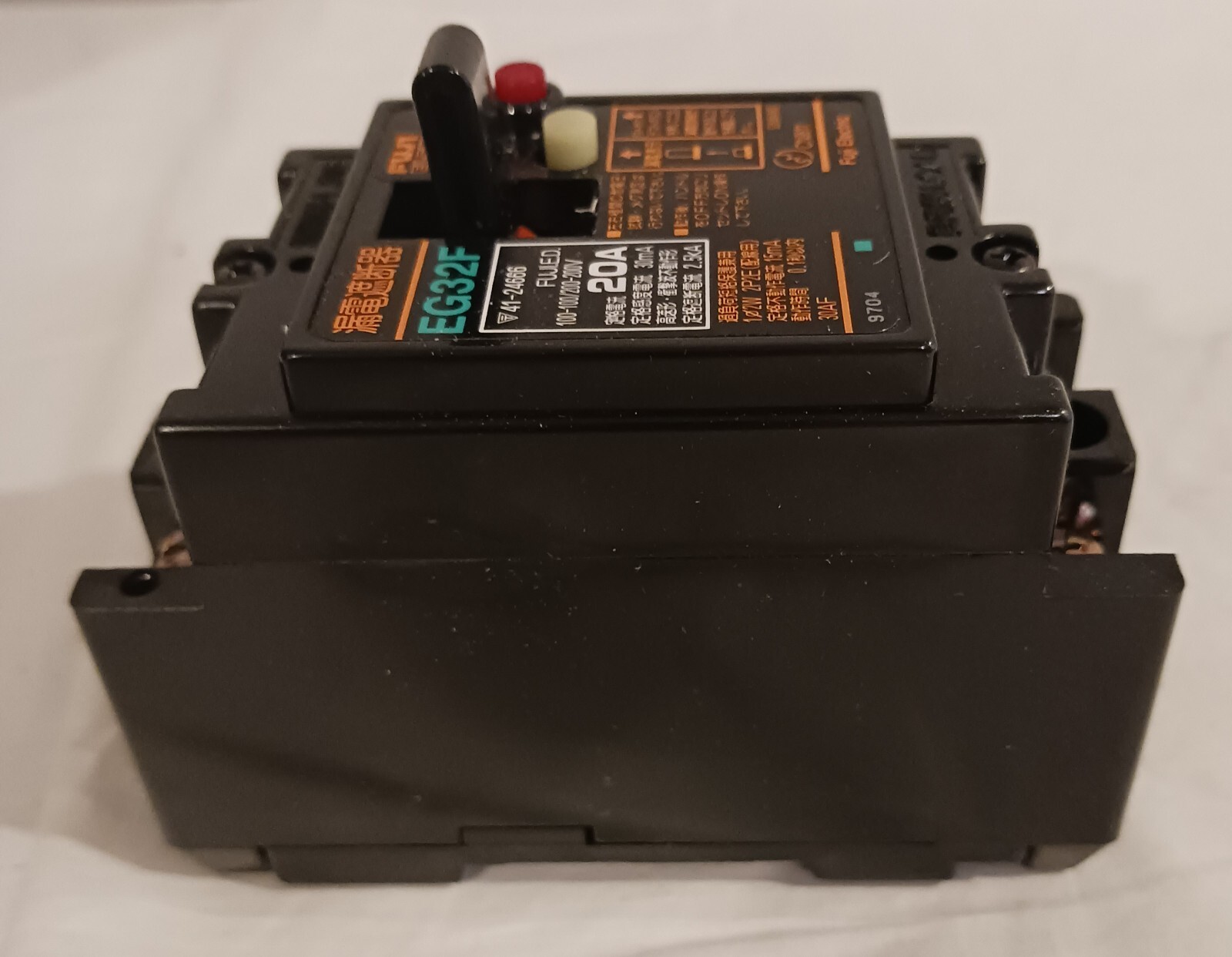 FUJI Electric EG32F Earth Leakage Breaker. 20A, New in box. Free Shipping.