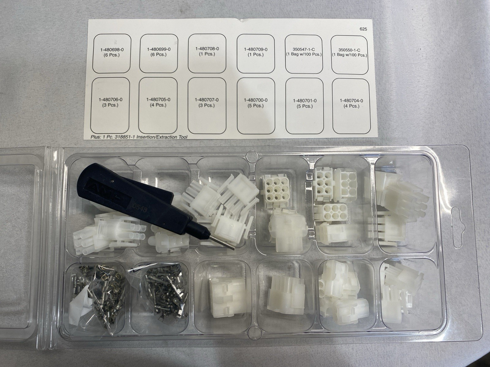 AMP Mate-N-Lok Connector Kit, Part 625, 238 piece Assorted Universal connectors