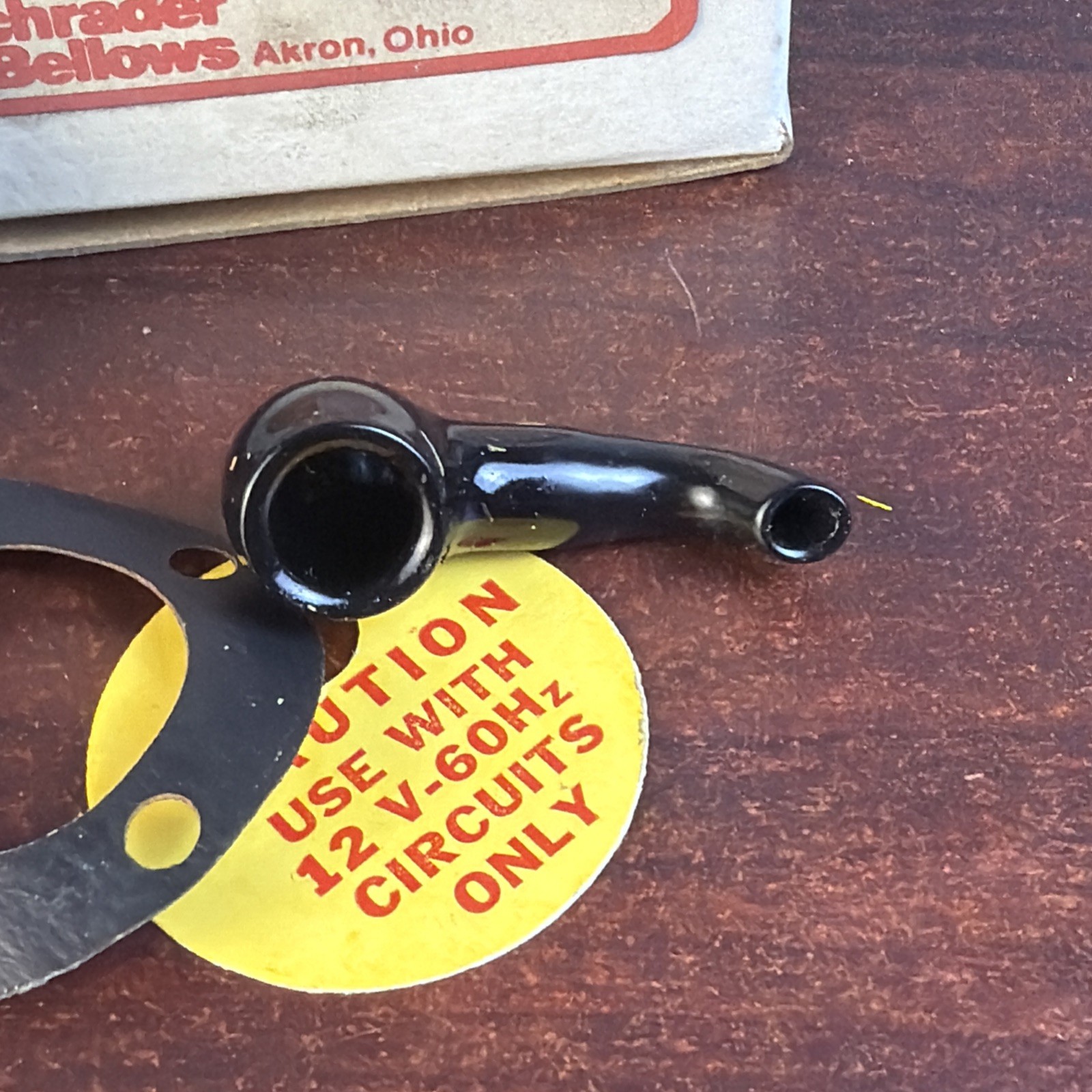 SCHRADER BELLOWS F0621001 Endcap 12/60 STD NOS