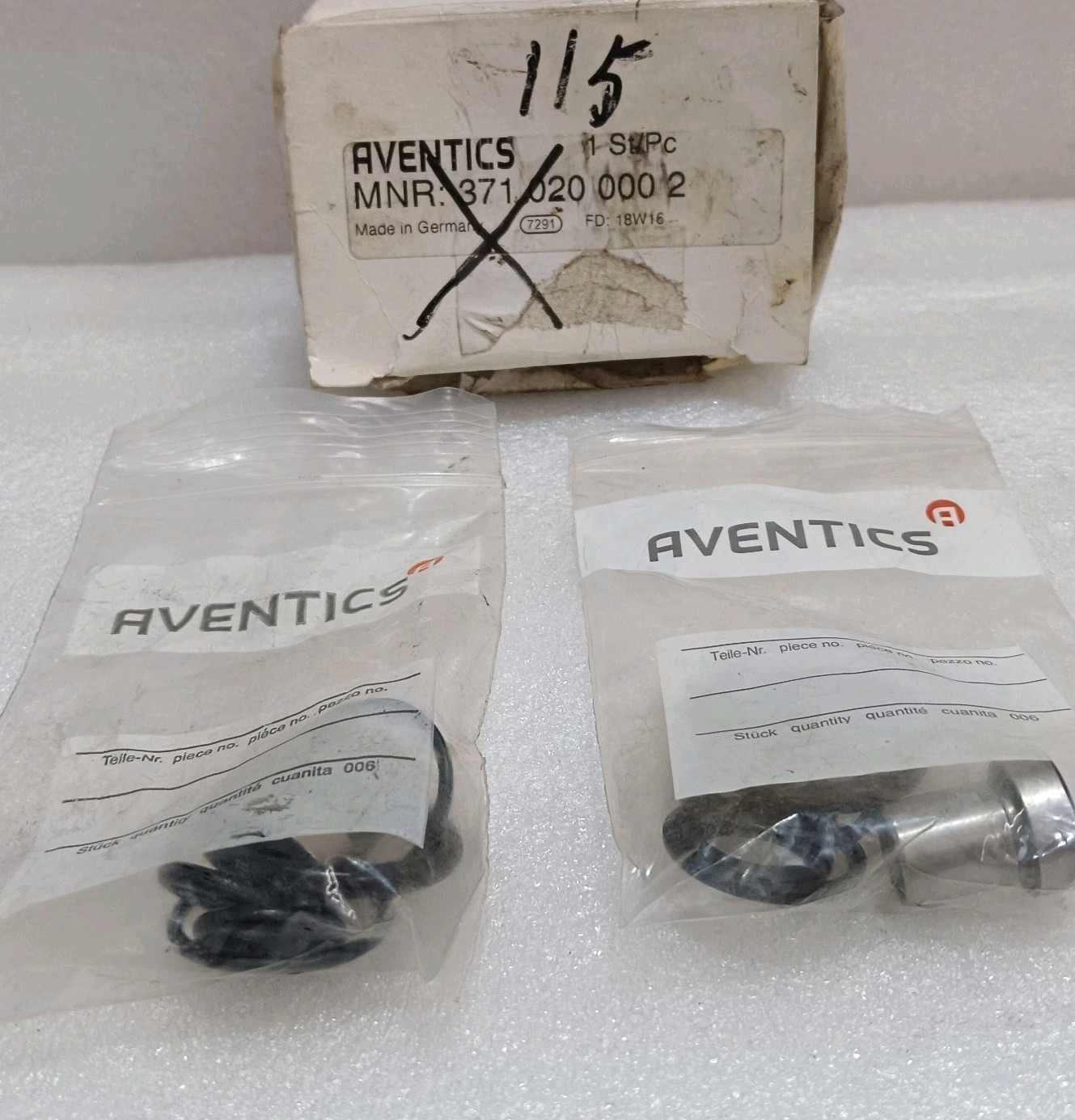 AVENTICS repair kit 371 020 000 2 set of 2 PCS Box 3710200002