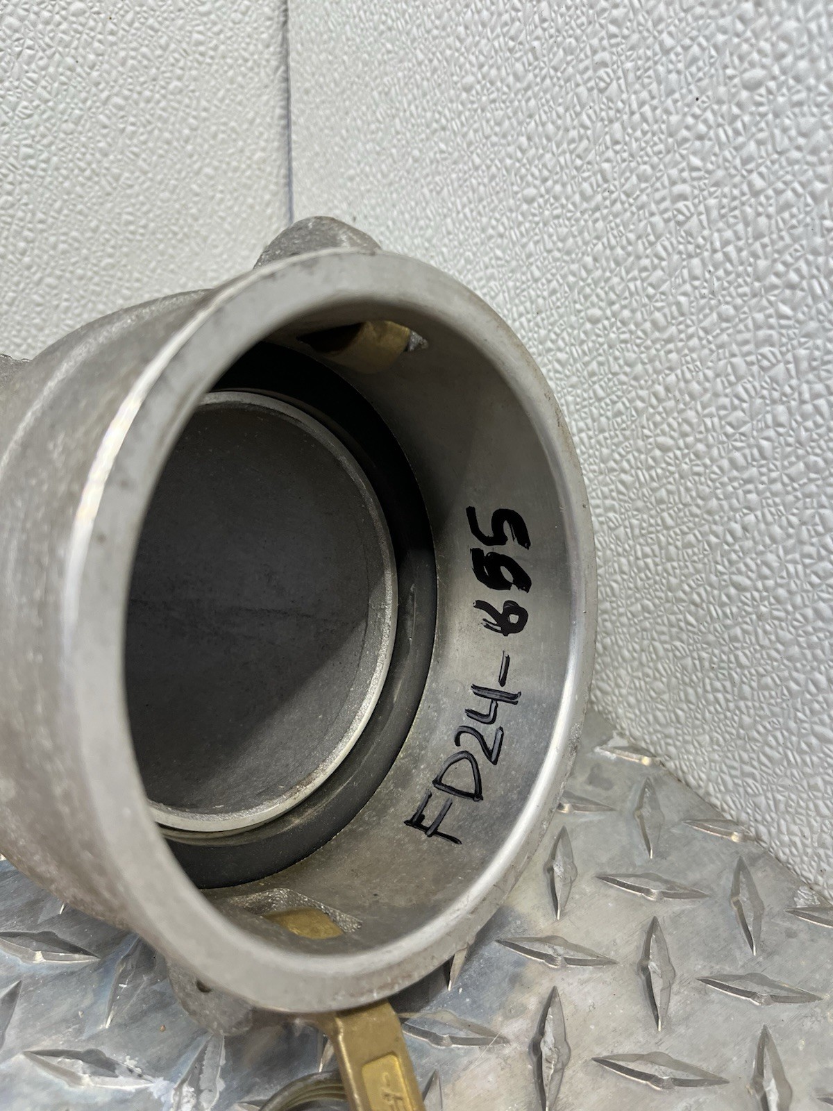 P & T Aluminum 4″ Female Camlock x 4″ Female MPT 90 Degree Elbow (USA)