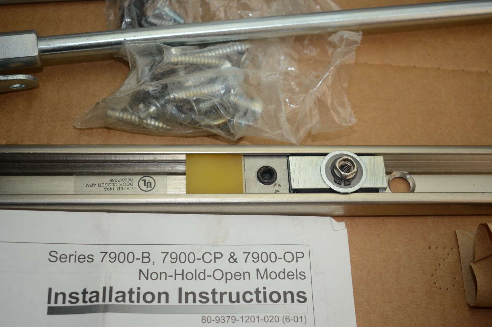 7905-689-RH Norton 7900 Series Overhead Concealed Closer Spring Size 5 in Alumi