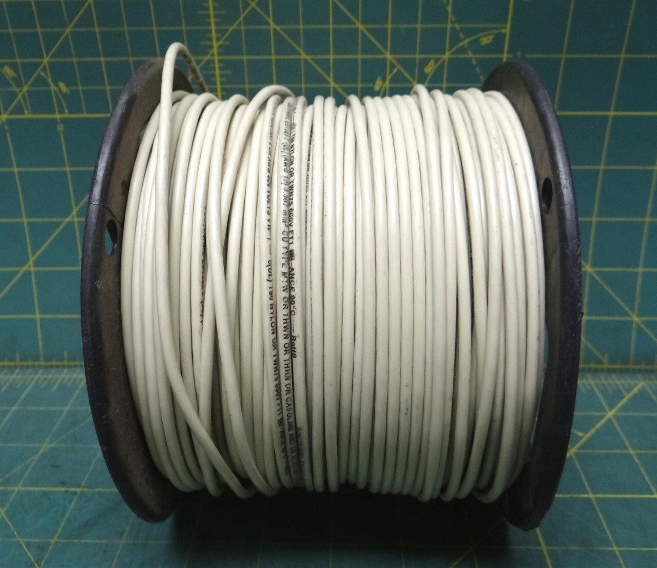 Aprox. 377 Ft Southwire E51583 Tan Copper Wire 12 AWG Type MTW/THHN/THWN/AWM