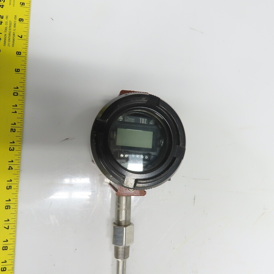 Moore TDZ/B-P2/U24-TO/S316 Temperature Transmitter 24″ Probe 32-1/2″ OAL