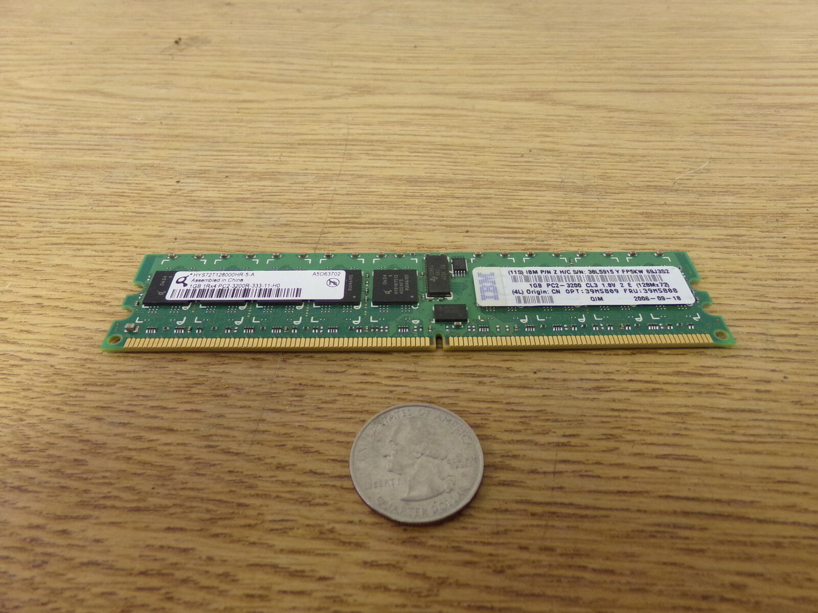 IBM (11S) P/N Z H/C 1 GB PC2-3200CL3 1.8V 2 E (4L) Origin: MY OPT: 73P2866 FRU: