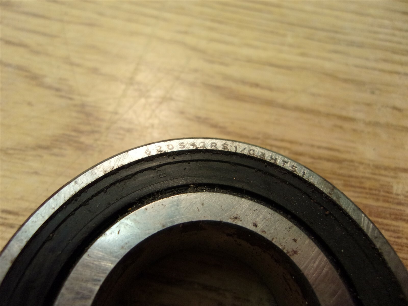 SKF 6205-2RS1/C3HT51 214P Roller Bearing *FREE SHIPPING*
