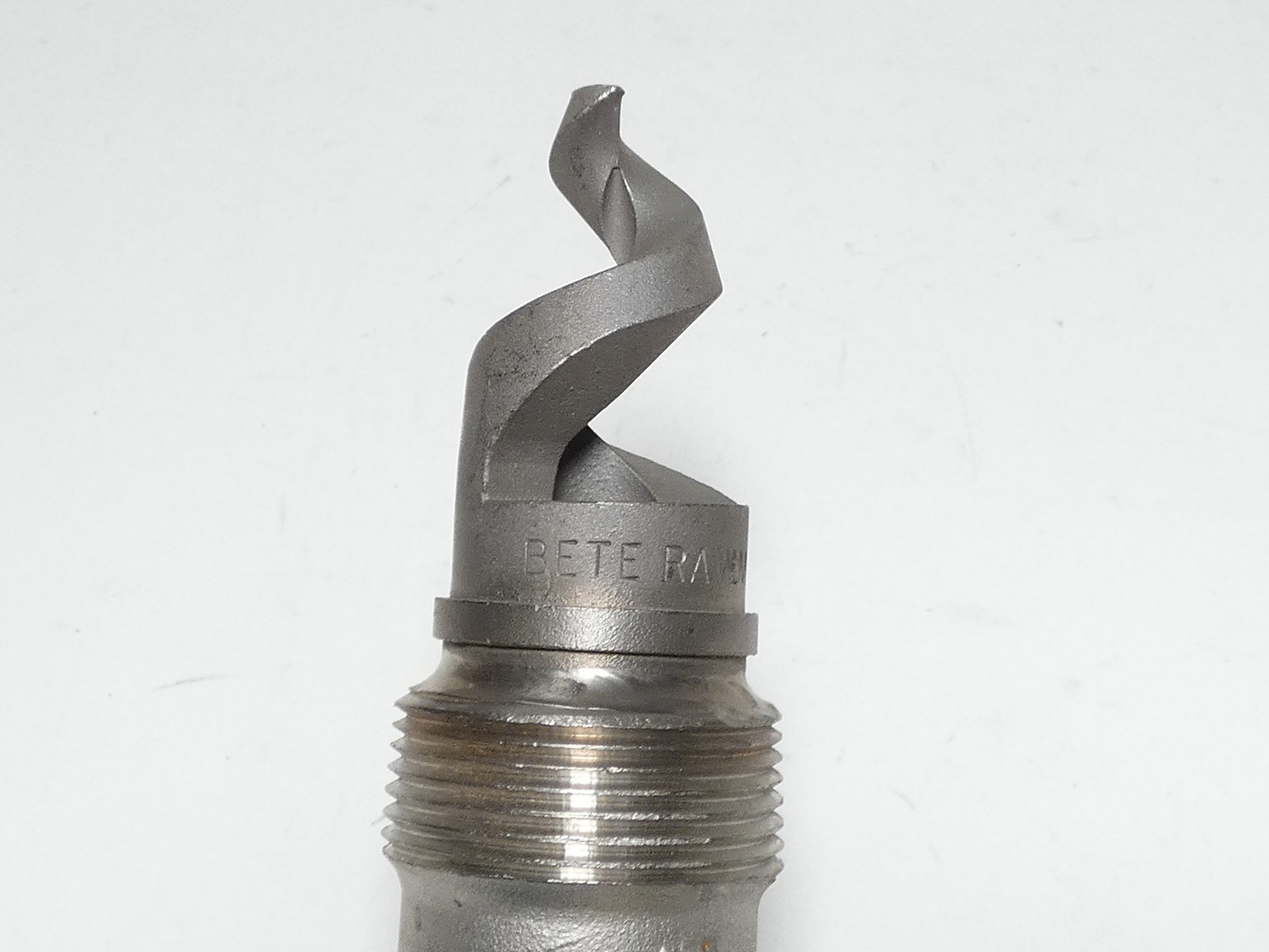 BETE RAWM28M Full Cone Nozzle 1-1/4″ 150 – NEW Surplus!