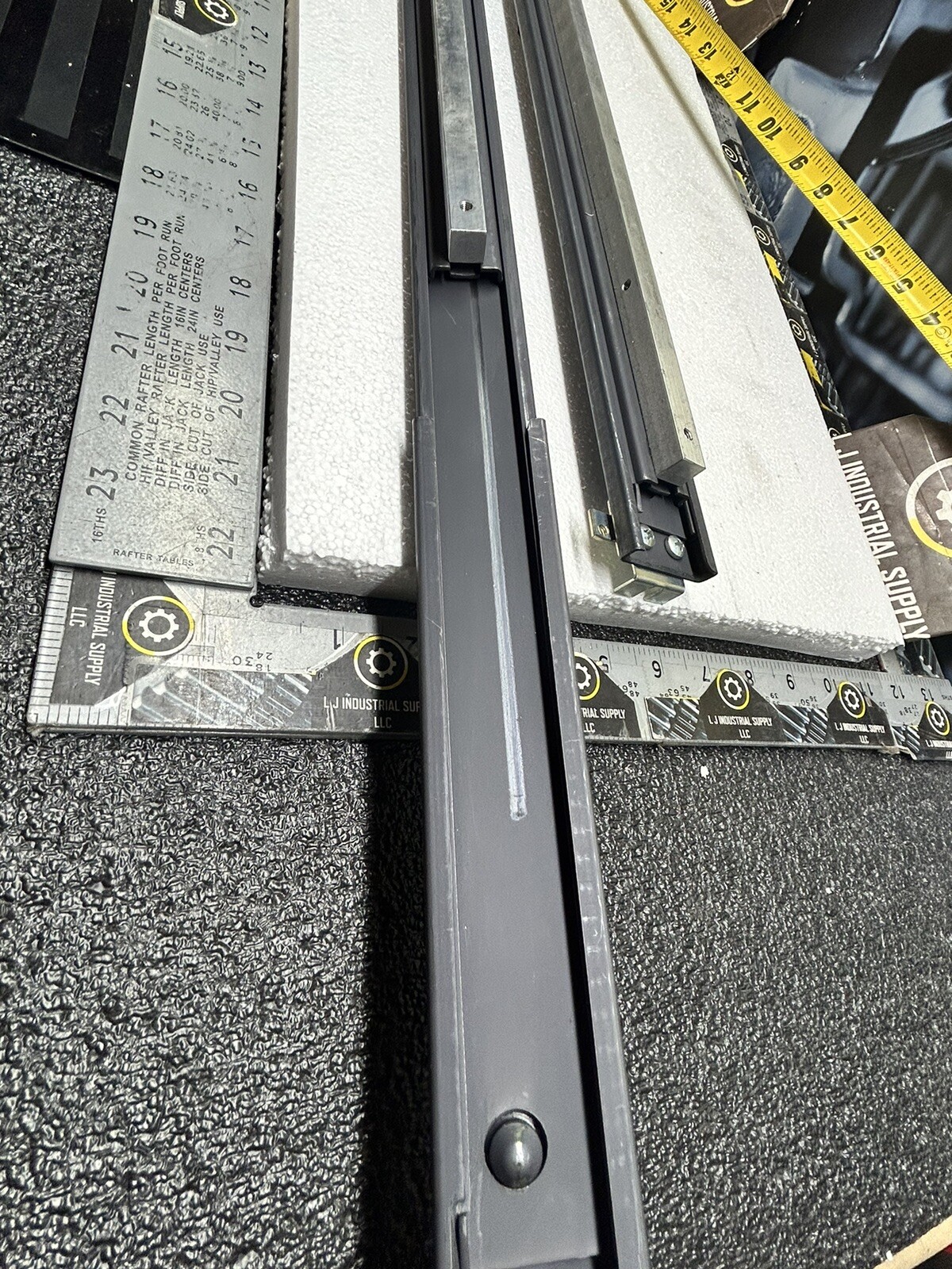 (1-Pair) GENERAL DEVICES CC3041-00-0220 Telescoping Rails_22” + 21” Extension