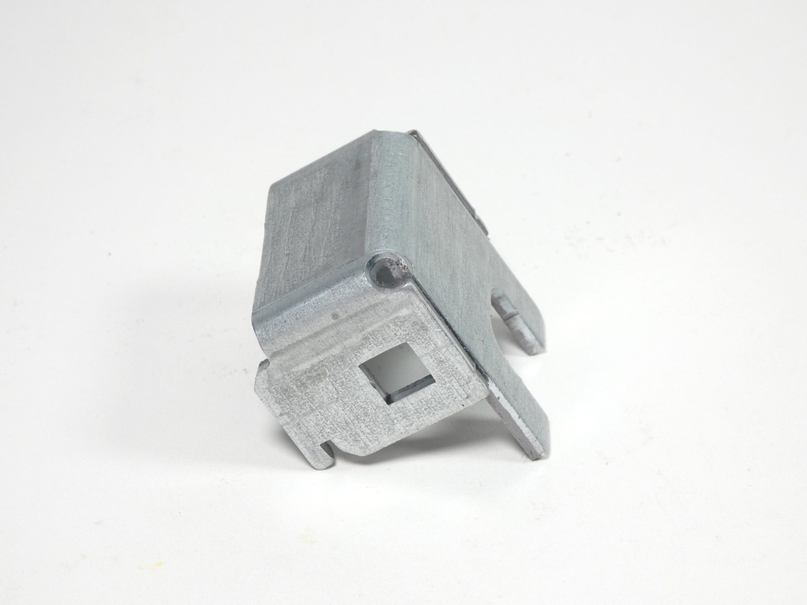 *Box of 8* ETA WTSF-001 Rail Fixing Bracket – NEW Surplus!