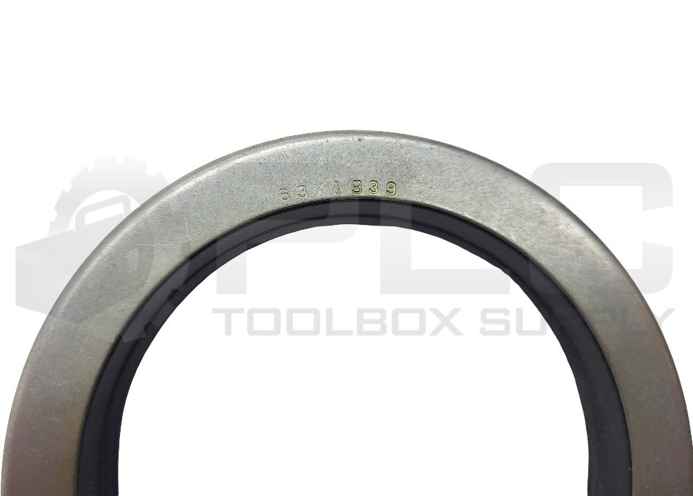 NEW BOX OF 2 GARLOCK KLOZURE 63X1939 OIL SEAL 2-1/2″ ID 3-1/2″ OD *READ*