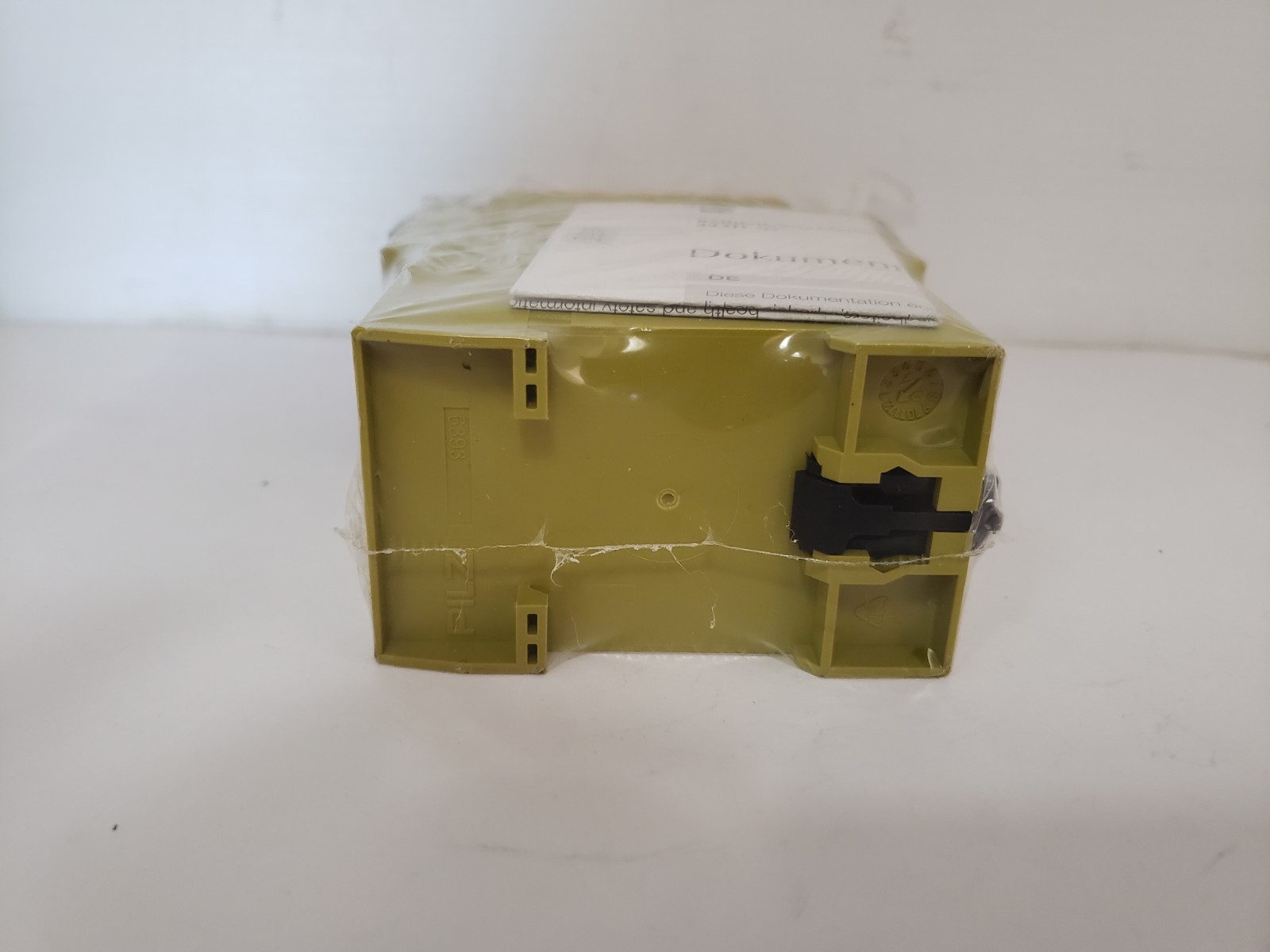 PILZ PNOZ X8P SAFETY RELAY 24 VDC 3N/O 2N/C 2S0 (777760) NIB