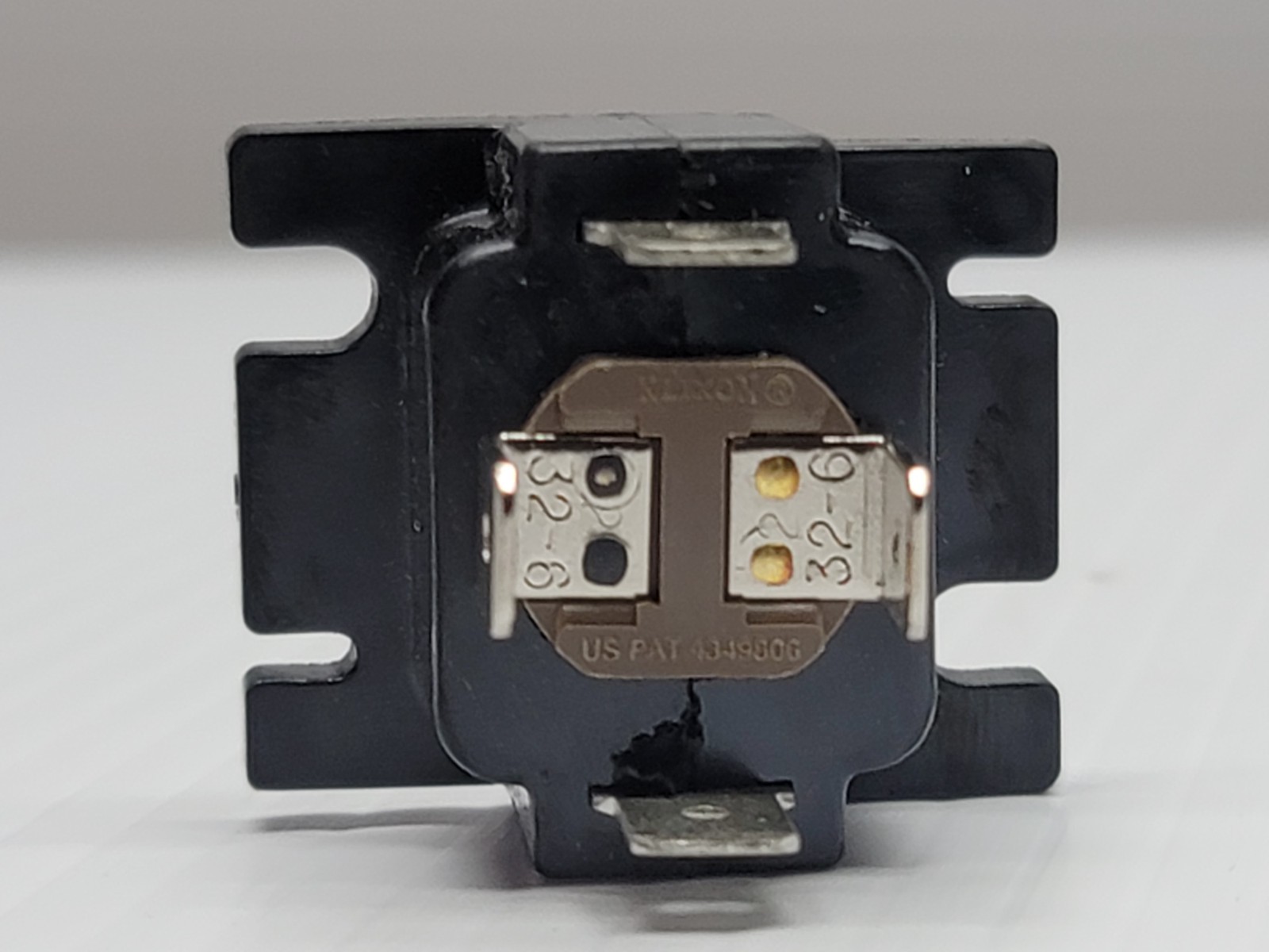 Klixon 60704A1-18 H15-60 C20-90 K03VA **Message for Bulk Deals**