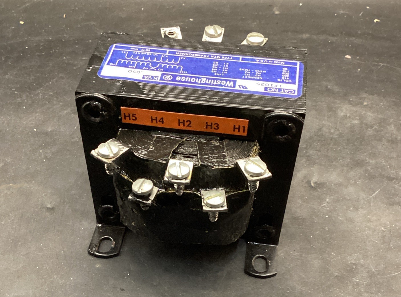 Westinghouse Transformer 1F 1025 .050 Iva Pri: 208/380/416V Sec: 95/115V 1Ph