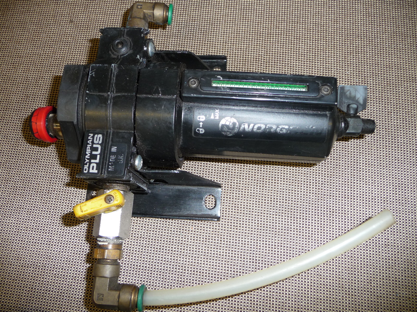 NORGREN OLIMPIAN PLUS FILTER REGULATOR 1.64M-NNP-ODN W/ FITTINGS MADE IN UK L@@K