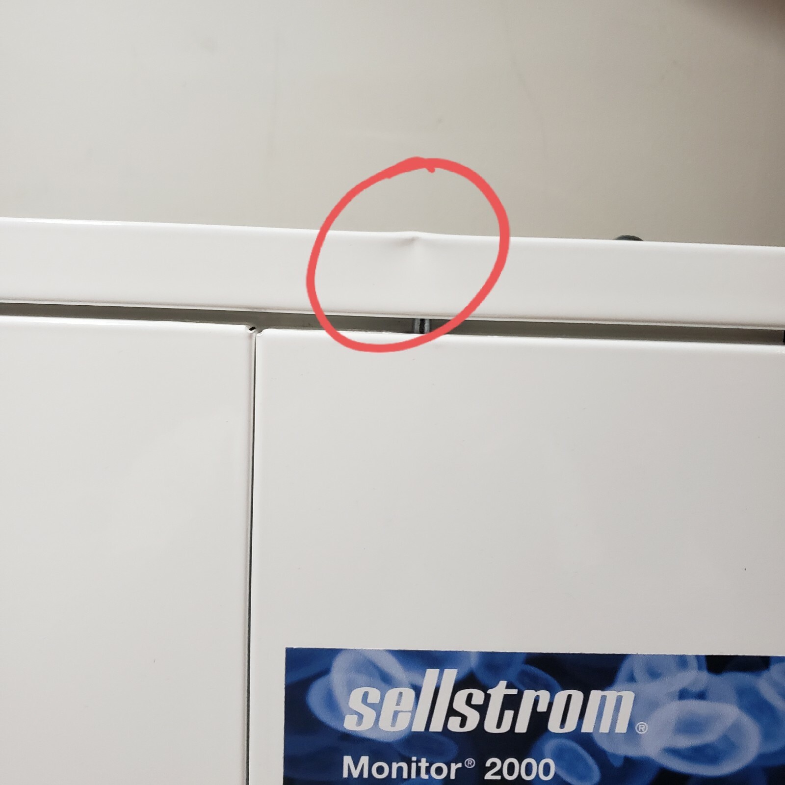 Sellstrom S90494 Eyewear Germicidal Cabinet, White DAMAGED FROM SHIPPING