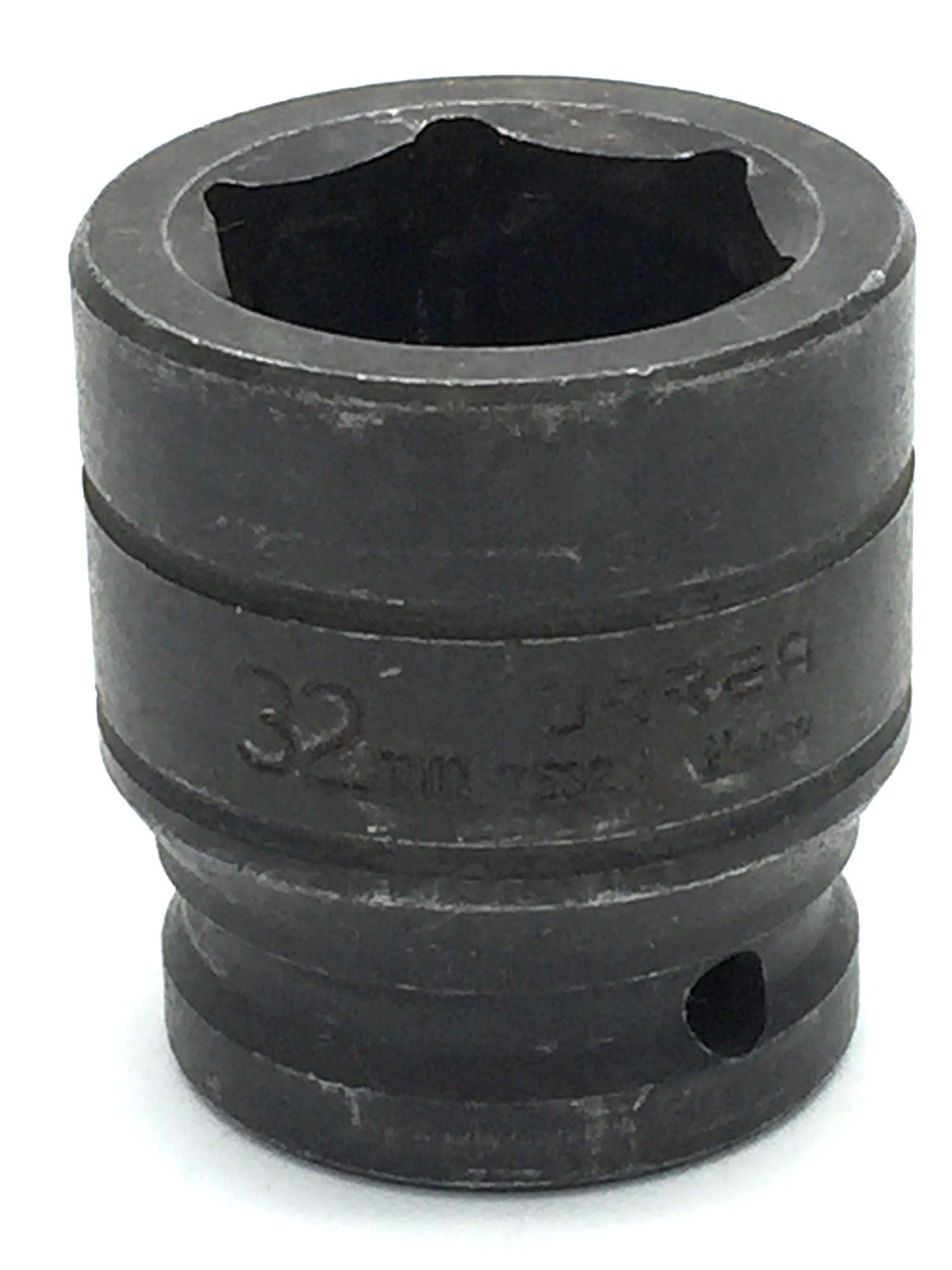 URREA 7532M Impact Socket 32mm 3/4″ Drive 6-Point x10