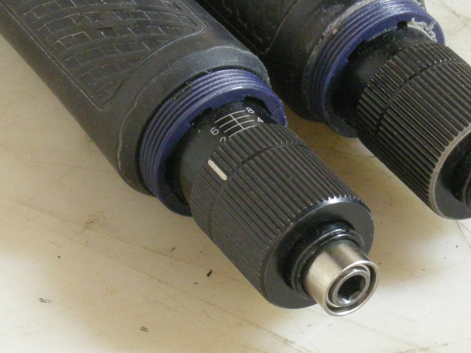 For parts or repair – Lot of 2 Delta Regis CESL828PF Brushless Screwdriver 40VDC