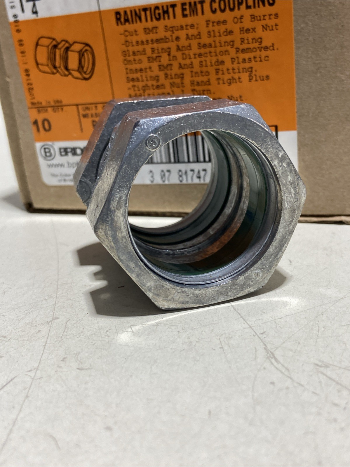 Bridgeport 263-RT Raintight Compression Coupling 1-1/4 Inch Box Of 10
