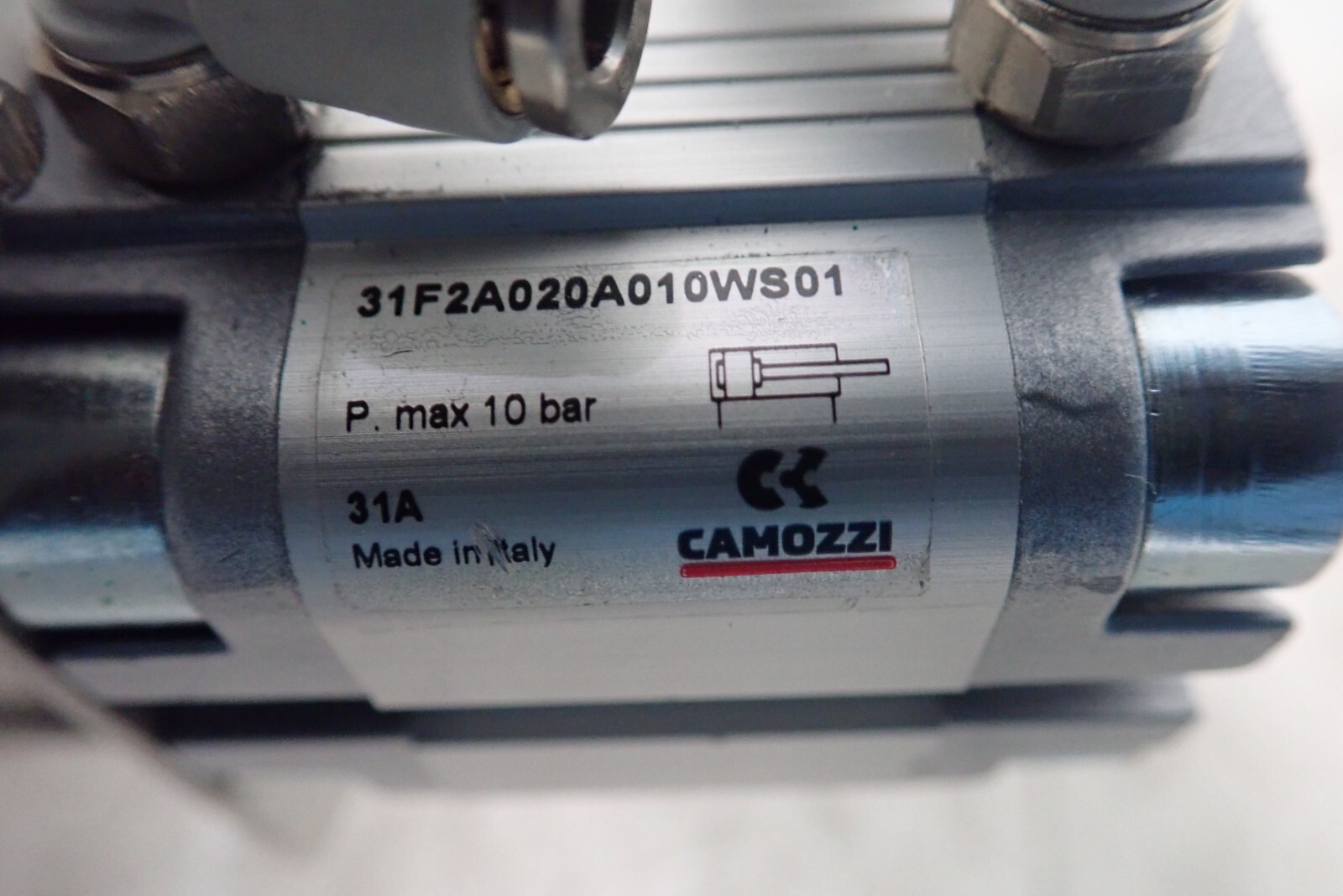 2 Camozzi 31F2A020A010WS01 Modules