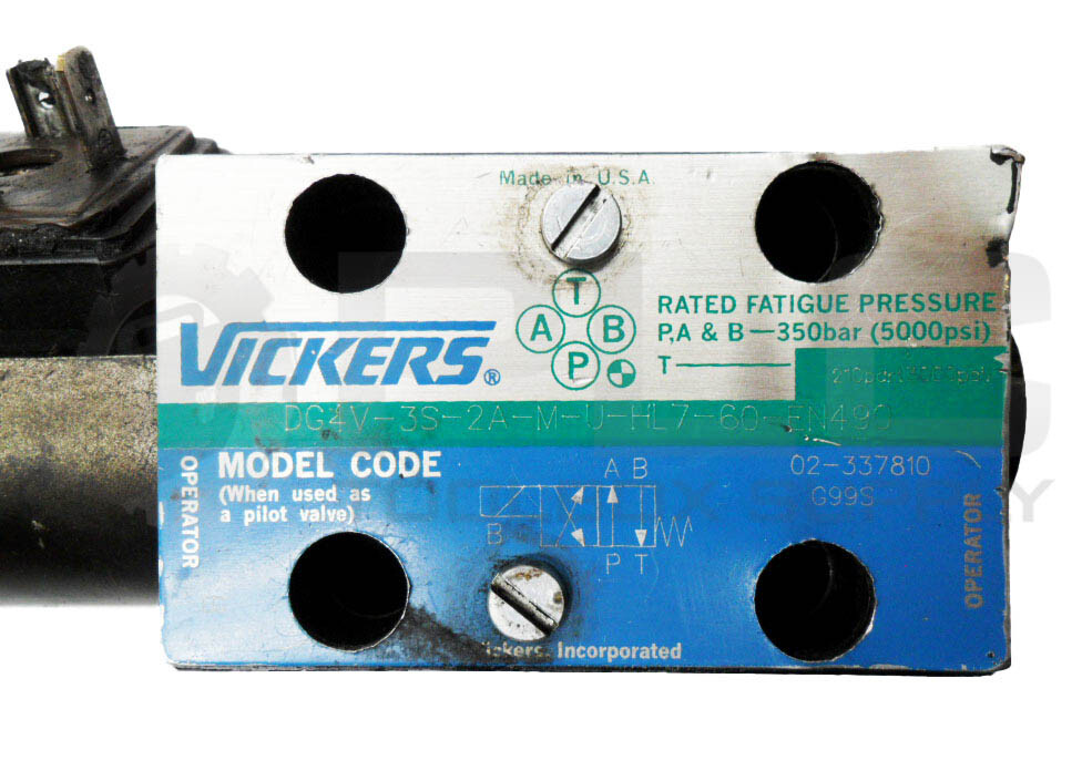 VICKERS DG4V-3S-2A-M-U-HL7-60-EN490 DIRECTIONAL VALVE W/ 02-337608 SOLENOID COIL