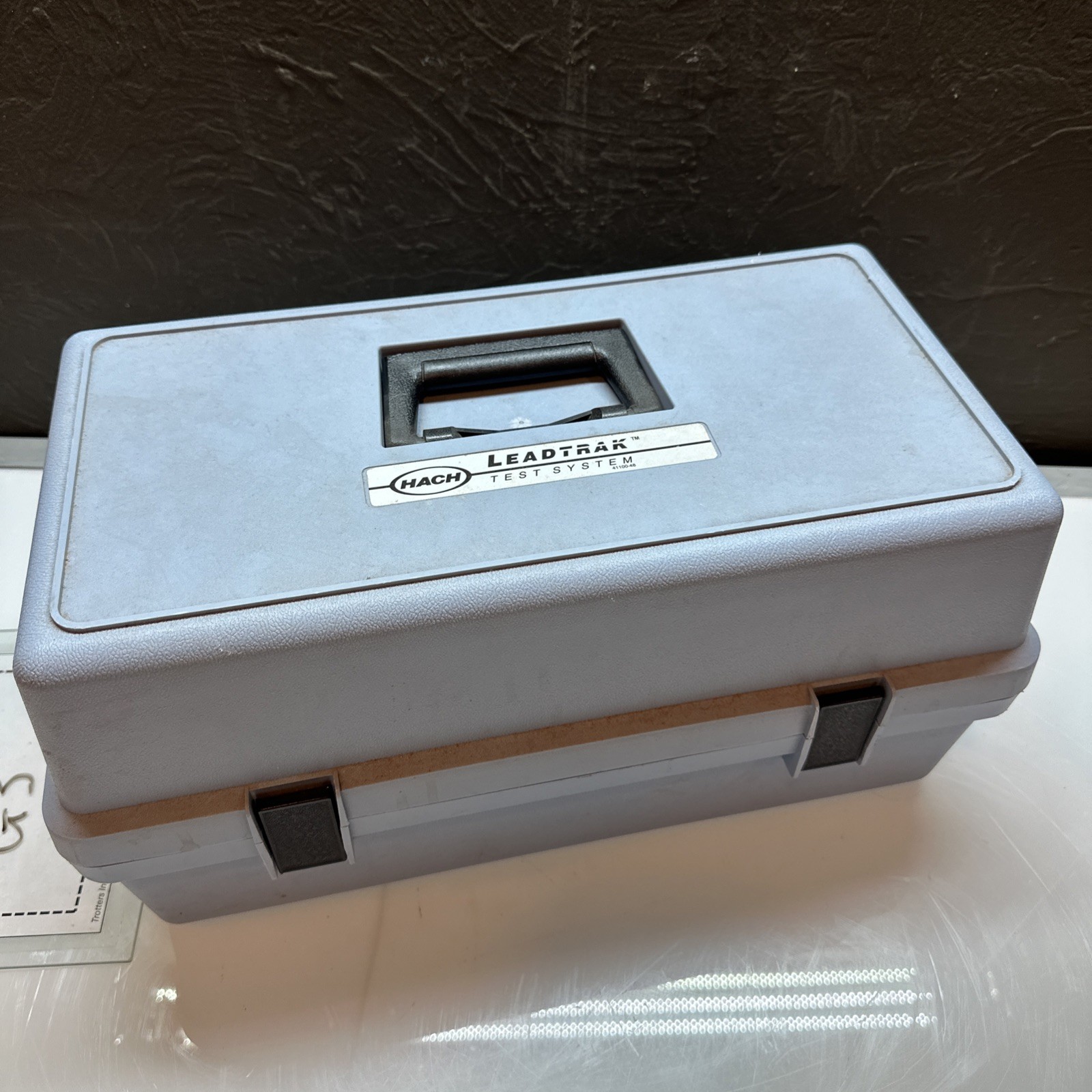 Hach 41100-48 Colorimeter DR 100 With Pipets And Water Analysis Handbook