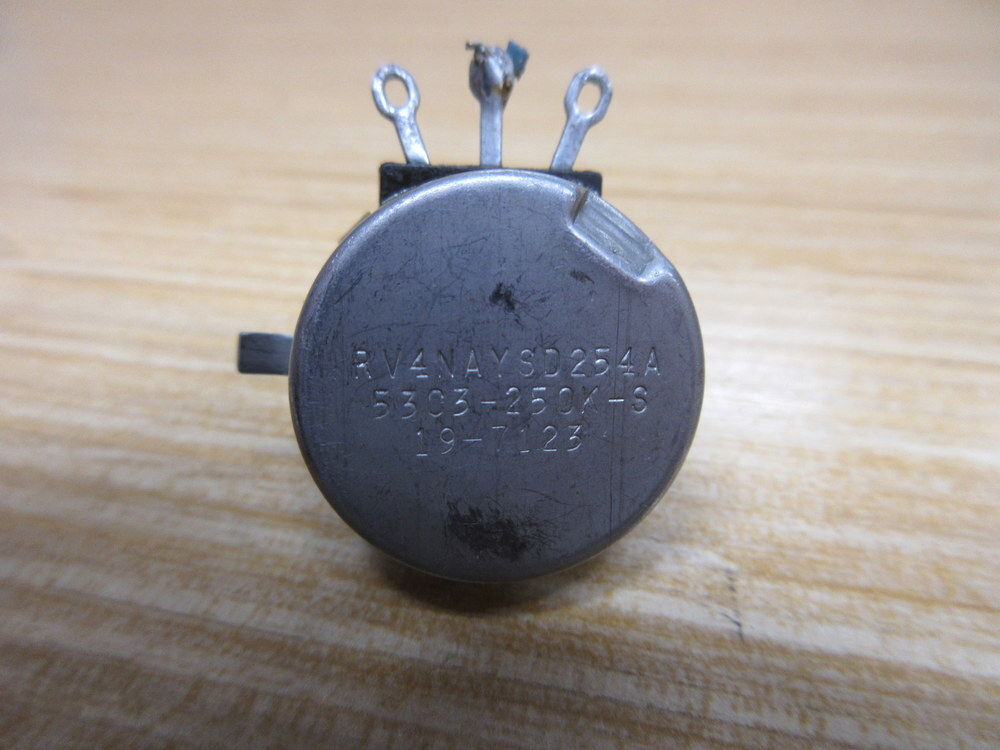 Clarostat RV4NAYSD254A Potentiometer 53C3-250K-S