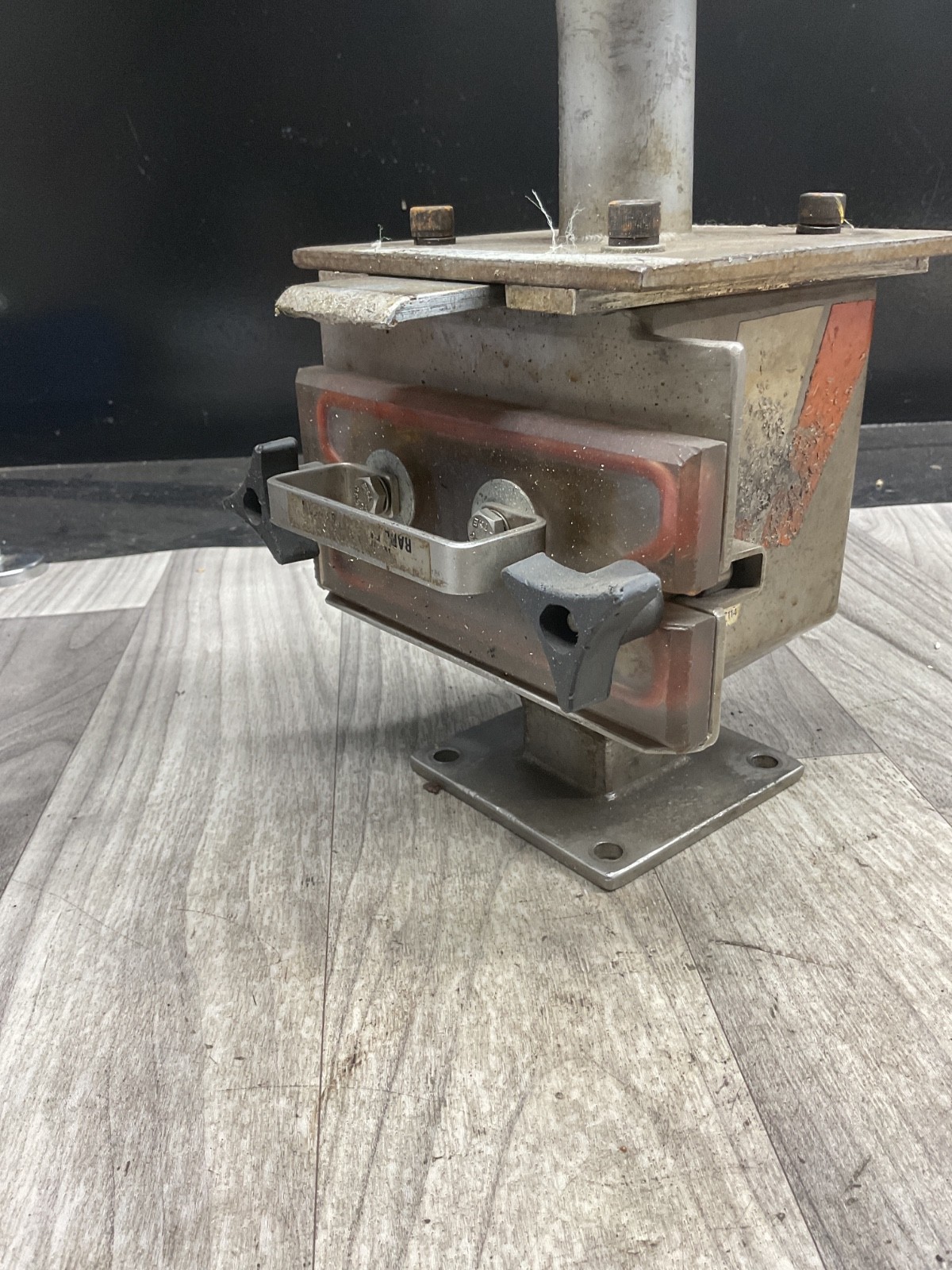 Bunting Magnetics Co. 138452 Magnetic Separator #4018G28PR7