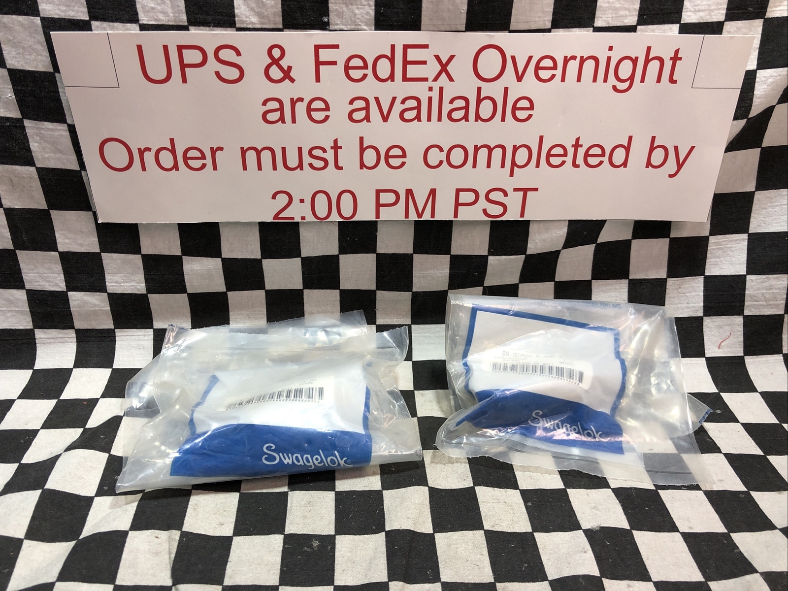 Lot Of 2, Swagelok Quick Connect Body 1/4″, SS-QTM2A-B-400-SC11, SHIPSAMEDAY