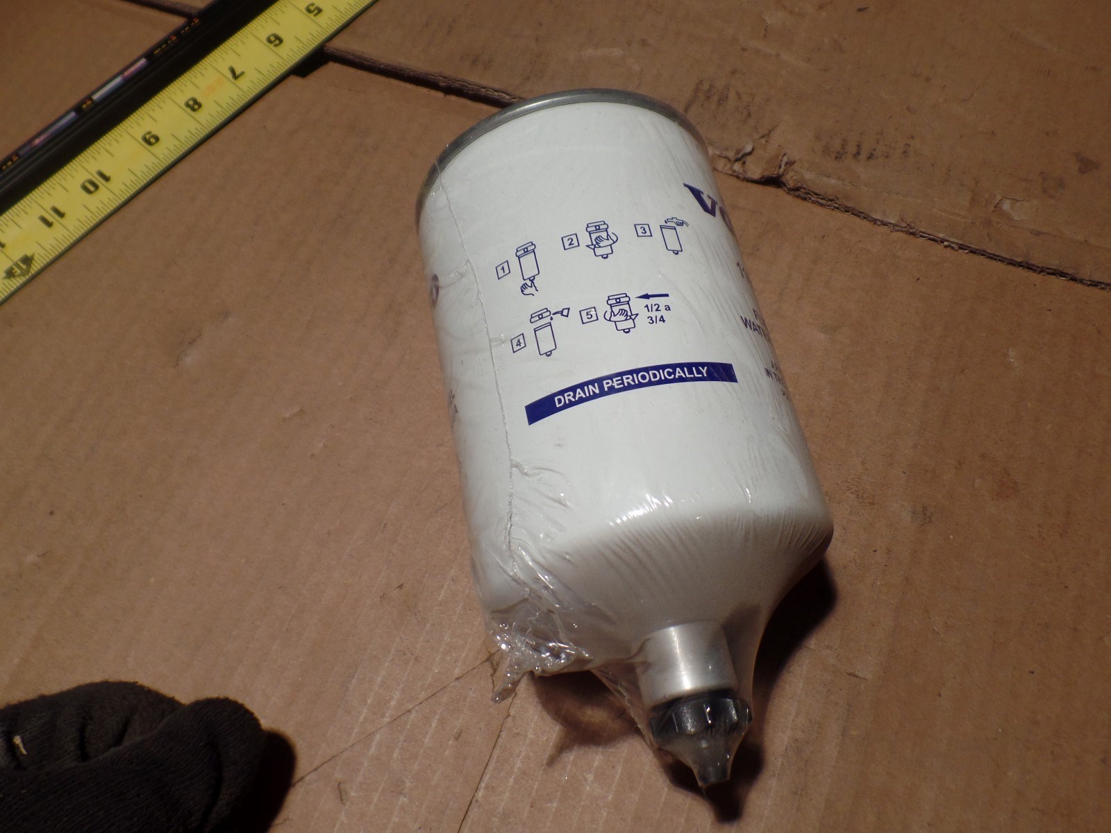 VOLVO FUEL FILTER WATER SEPARATOR 11915208, 11 915 208, 30 PSI / 2.1 bar, N.O.S
