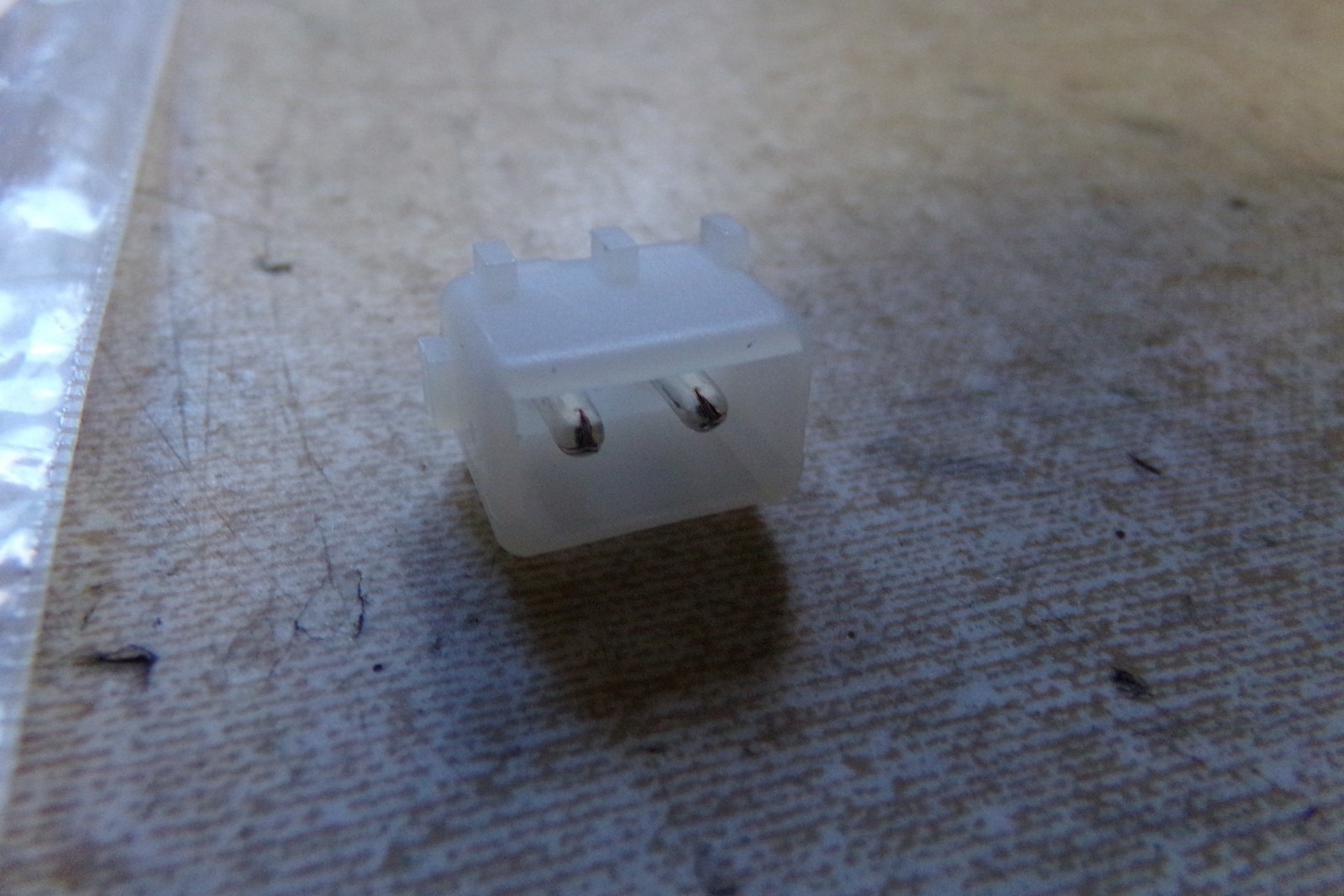 NEW TE Connectivity/AMP 350539-1 Plug and Socket Connector Header 2-Position