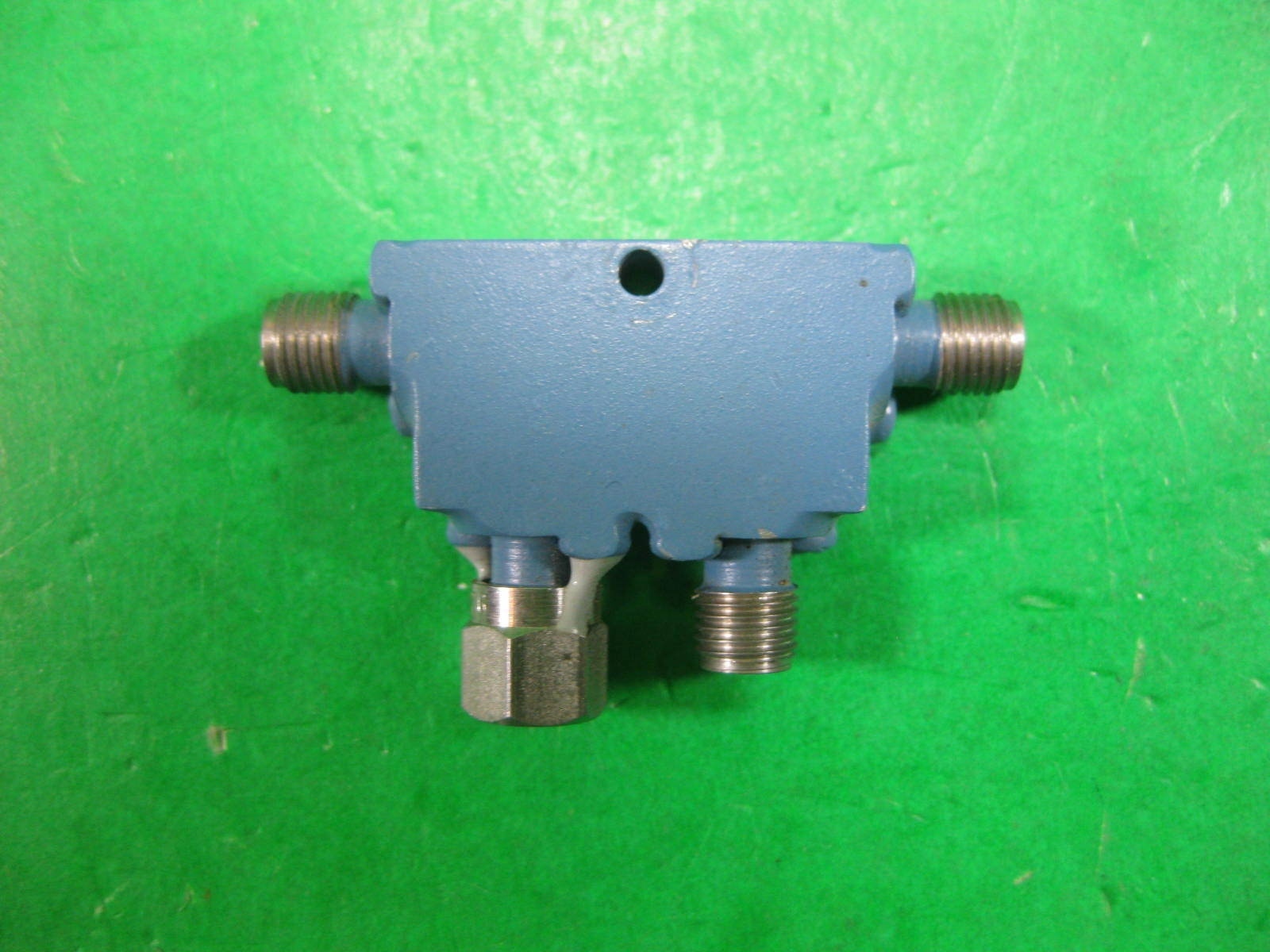 Pasternack SMA Coupler 7.5-16 GHz — PE2206-20 — Used