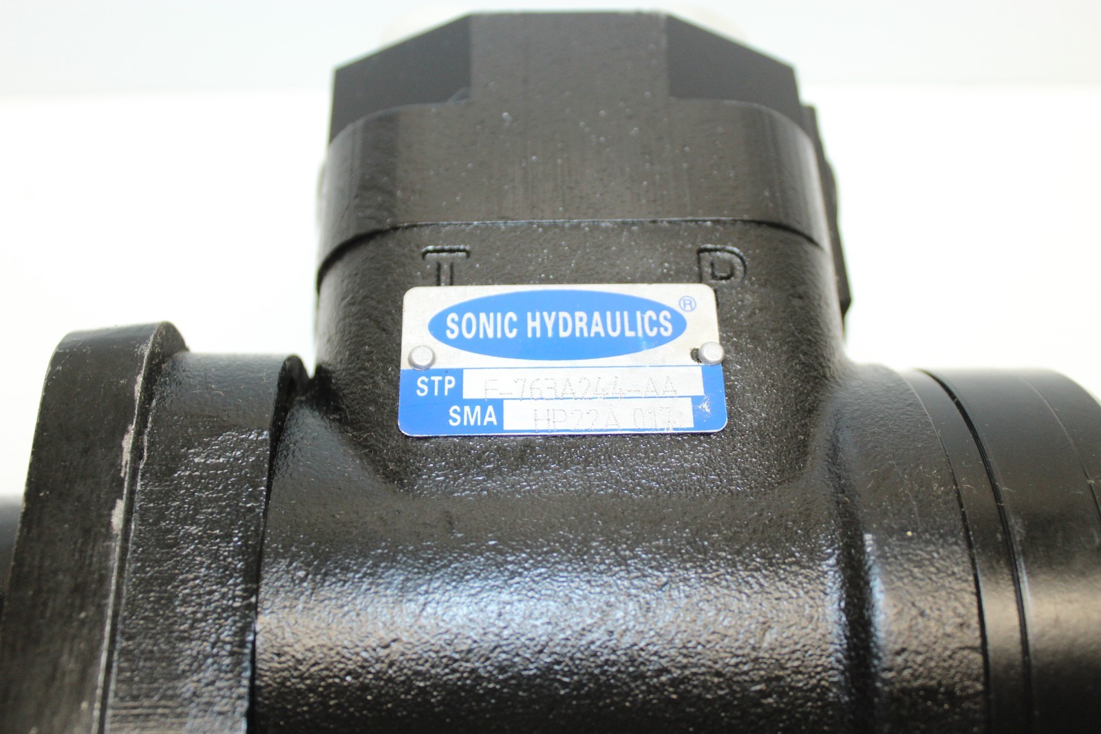⭐NEW⭐ Sonic Hydraulics F-763A244-AA Steering Motor for Ford Case