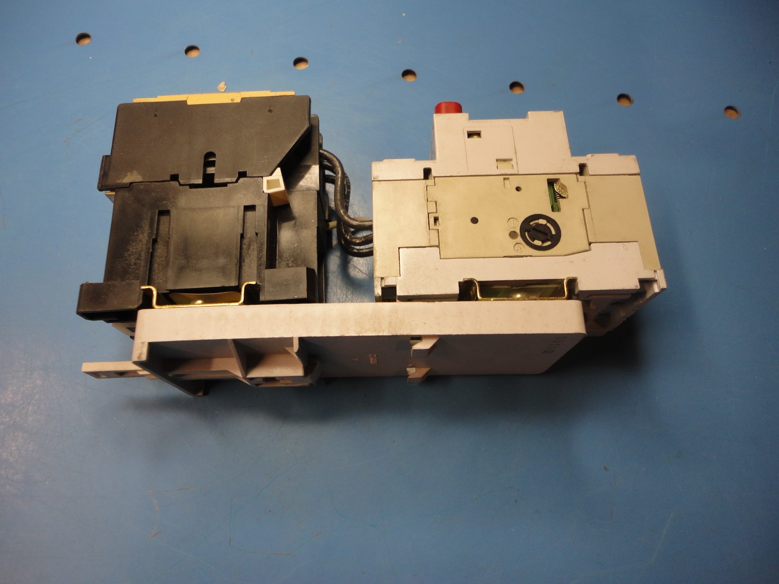 Used Allen Bradley Combo, 140-MN-0100 W/140-A11 Ser C, 100-A09ND3 Ser B, 140-DC1