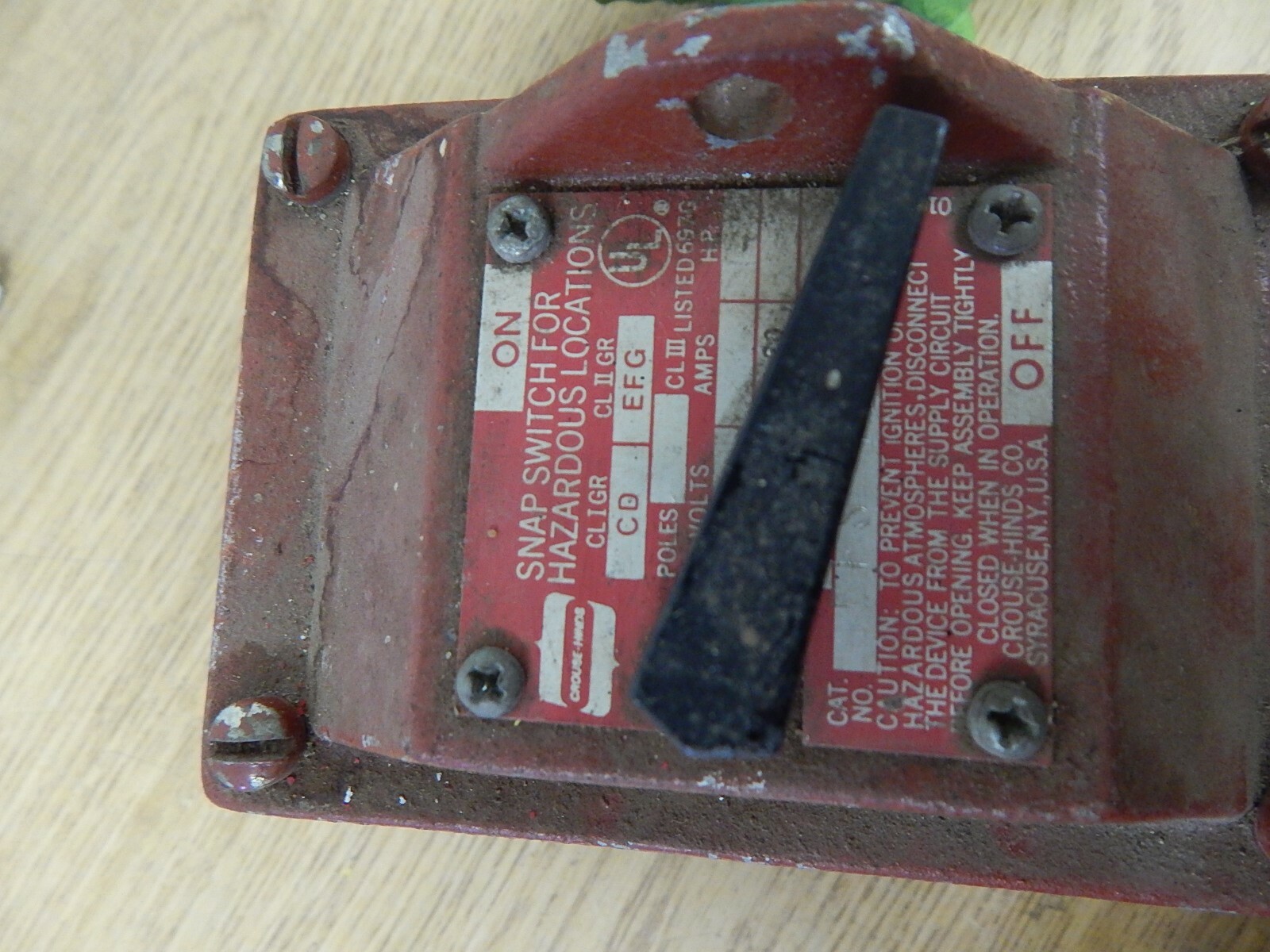 Crouse Hinds EFS 1129 Snap Switch For Hazardous Locations 0200588-1 EQS 171