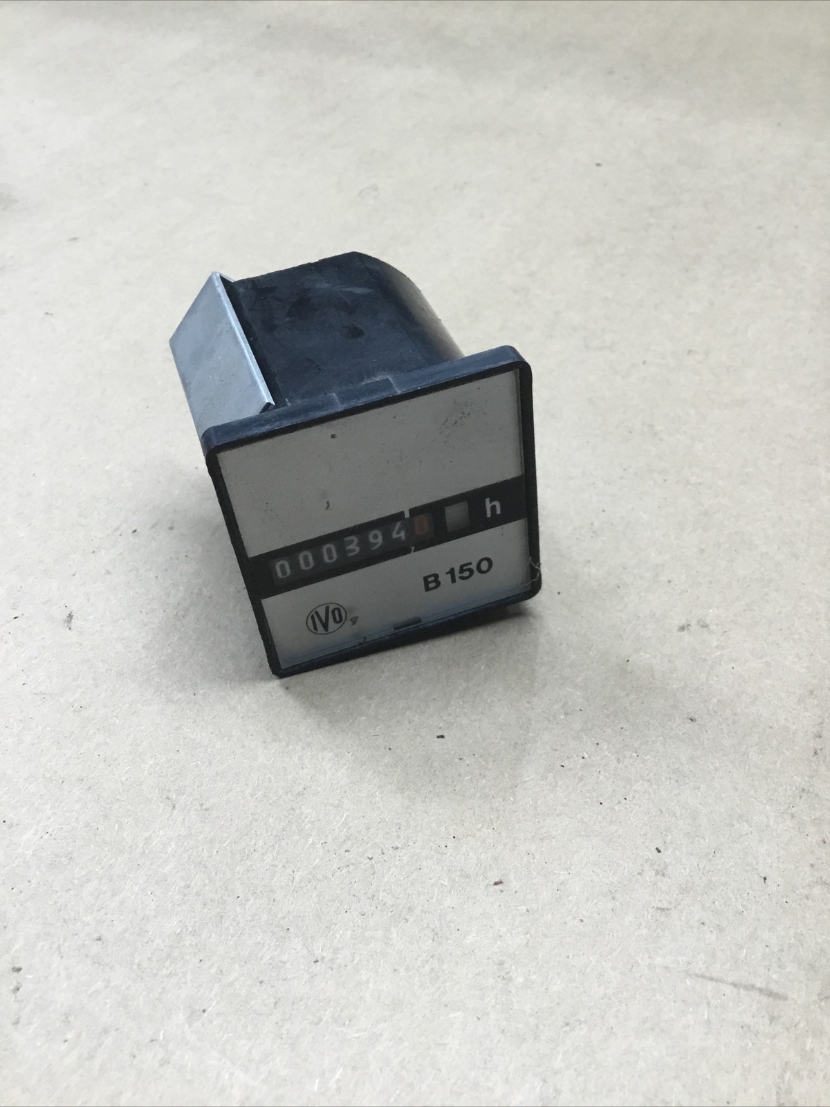 1V0 IVO IP-40 12-36V COUNTING UNIT B150 CNC EDM #701H97