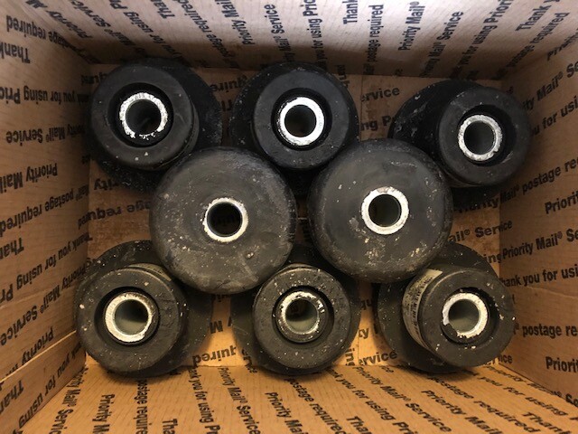 16 Pcs NOS Ebco 2260-180 Cab mount Peterbilt Kenworth Rat Rod Body mount
