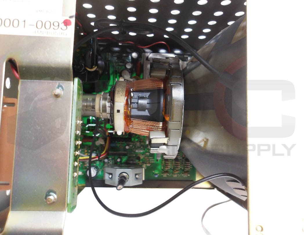 FANUC TOSHIBA A61L-0001-0093 MONITOR DISPLAY W/ D9MM-11A CRT DISPLAY MODULE 18-M