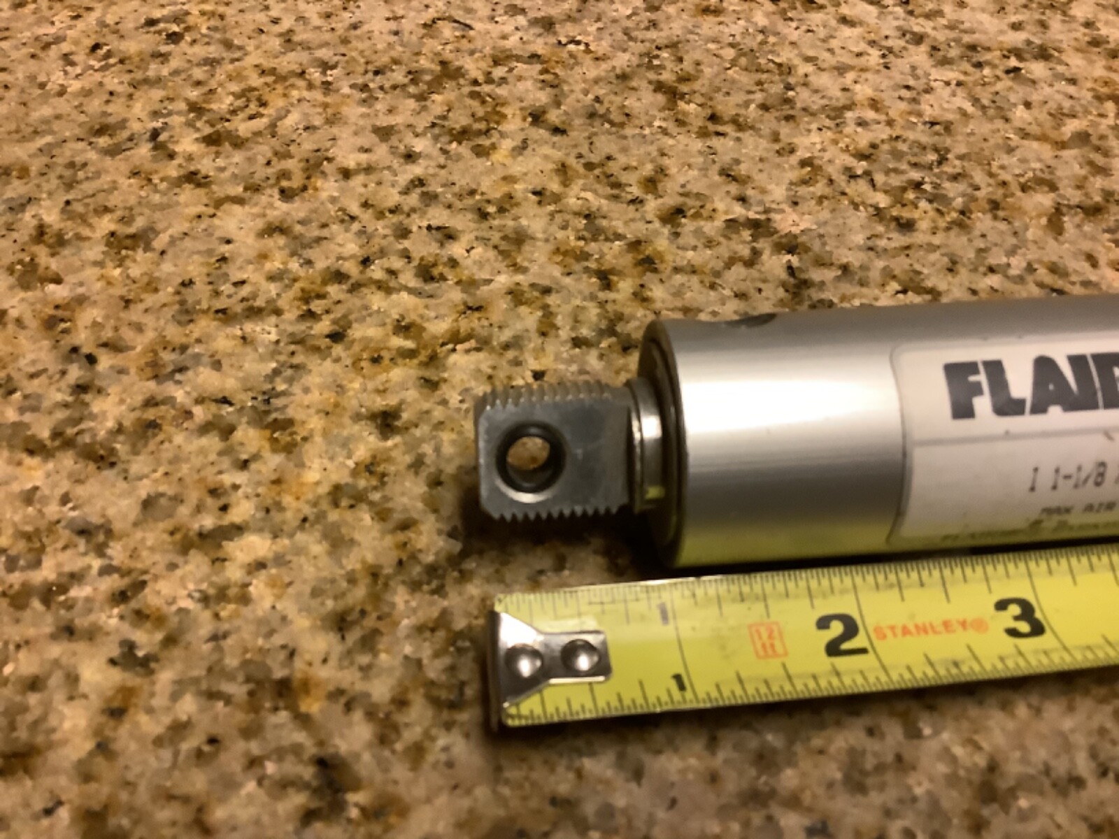 NEW FLAIR LINE 1 1/8 x 2 1/2 Stroke AIR CYLINDER Max 250 psi I 1-1/8 x 2-1/2 HC