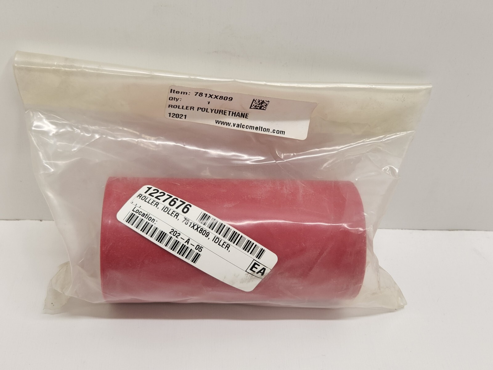 NEW OLD STOCK! VALCO MELTON RED POLYURETHANE ROLLER 781XX809