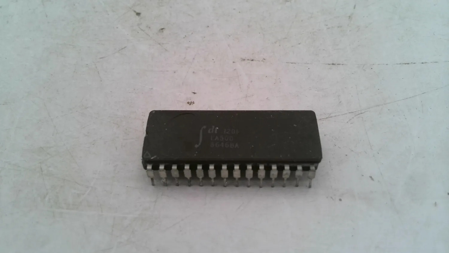 DIGITAL EQUIPMENT LA50D IC CHIP DIP PACKAGE VINTAGE PART