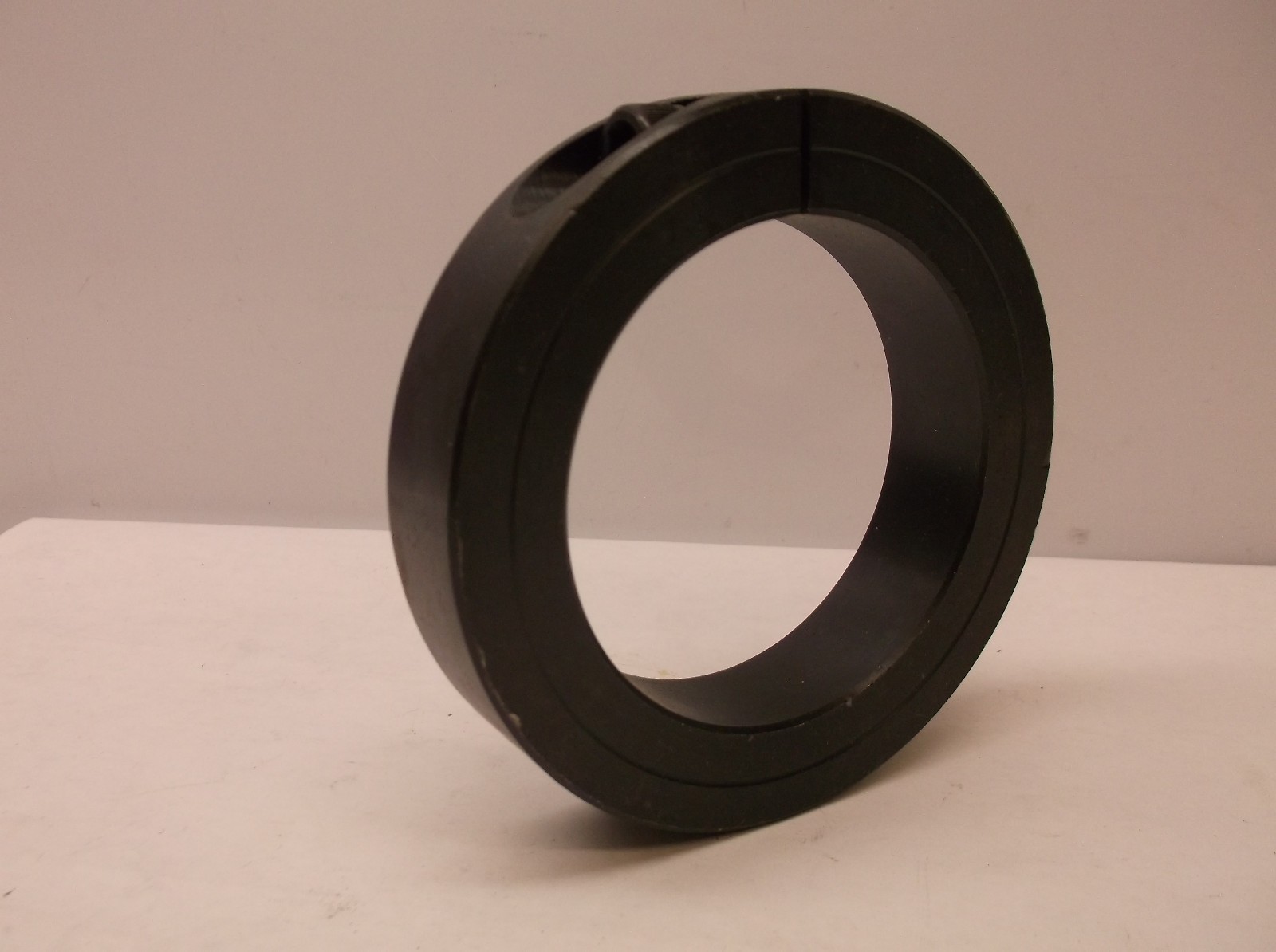 New Shaft Collar Clamp 1Pc 2-15/16 In Steel (C38)