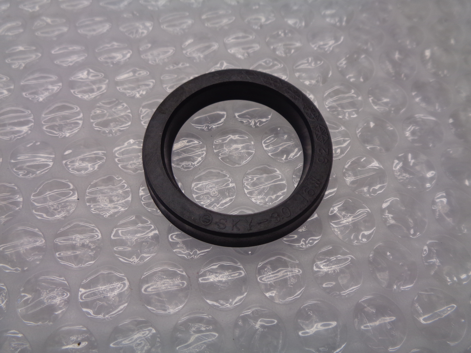 INDUSTRIAL SPARE SKY-30 SEAL LOT OF 4 NSNP
