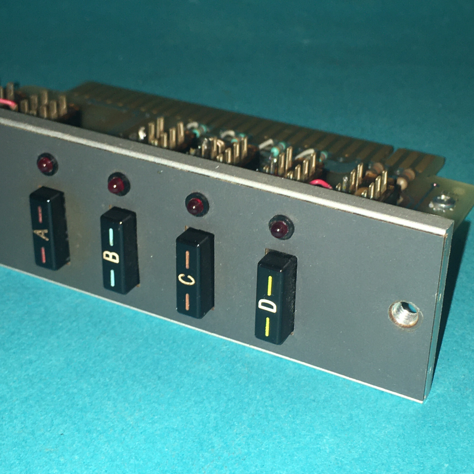 ADM MIXER MODULE BUSS SELECTOR 3-010-4124 MIXING BOARD BUS COMPONENT M6402-011 U