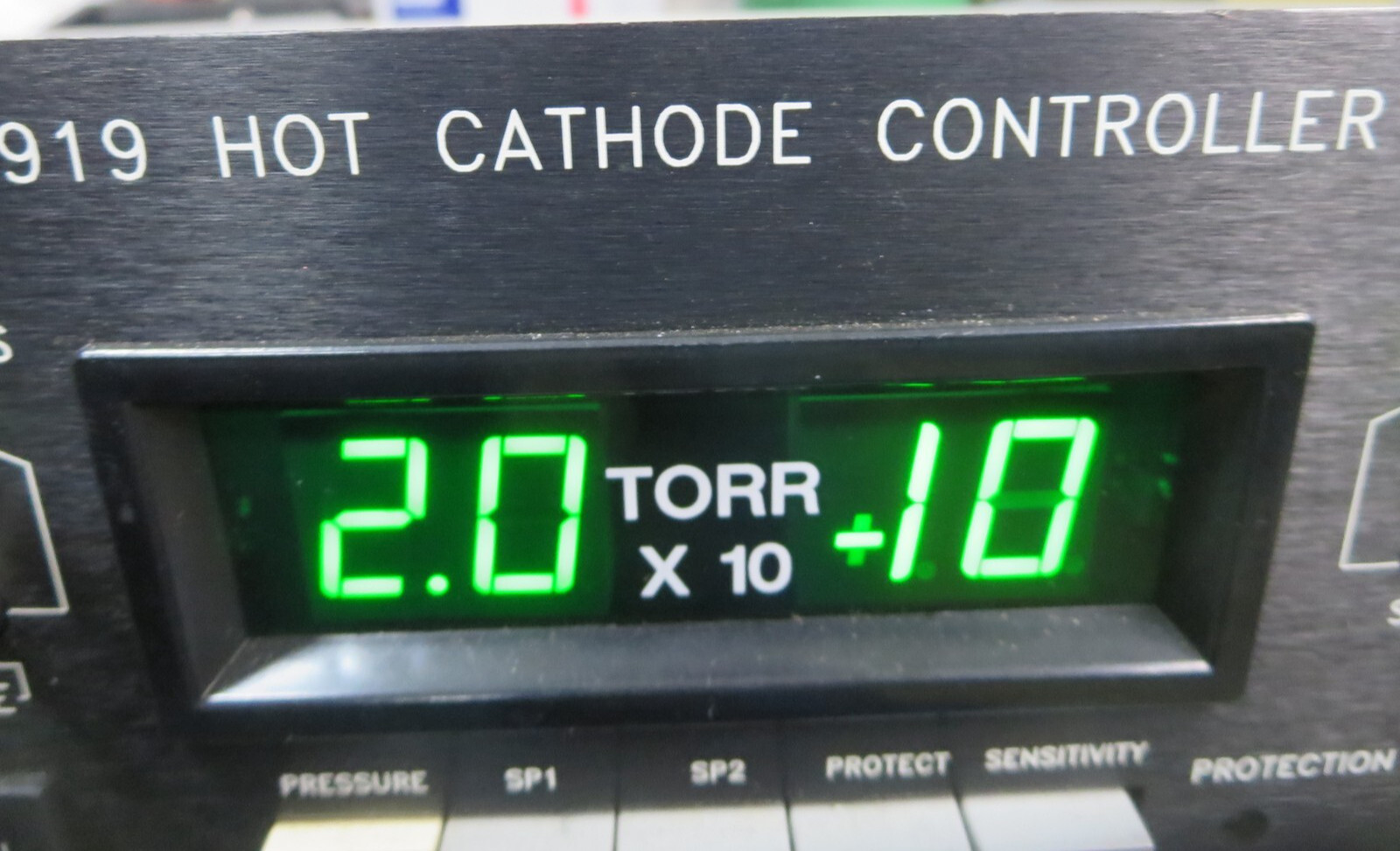 MKS Instruments (HPS Division) 919 Hot Cathode Controller 120V/50-60HZ Used