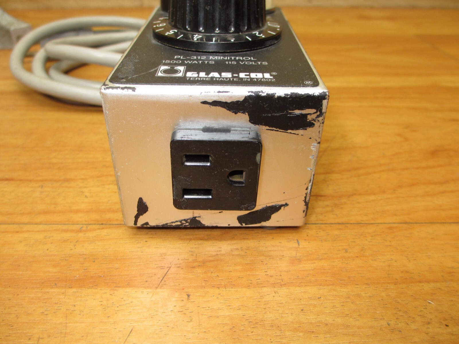 Glas-Col PL-312 Minitrol *USED POWERS UP* Power Control 1500 Watts 115VAC